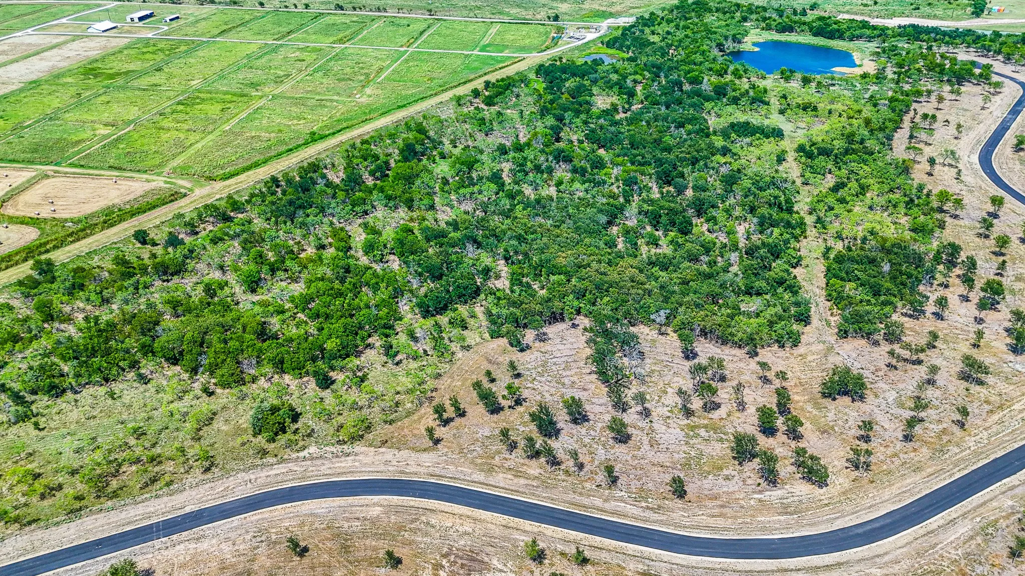 Unimproved Land For Sale in Navarro County , Lot 181 Waterfront Club Drive, Corsicana, Texas 75110, 0, 0, Garage spaces, 0 Sqft, built in 0, mls#21363038, Real Estate Agent in Corsicana, Homes For Sale in Navarro county, Homes For Sale in Corsicana, Realtor in Corsicana Texas, Real Estate Brokerage Independent Realty Texas, Luminita Cordes Realtor