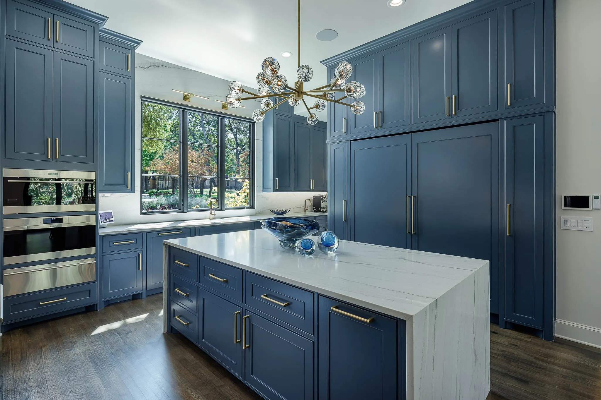Single Family Residence For Sale in Denton County , 2005 Bayshore Drive, Flower Mound, Texas 75022, 6 Bedroom, 7 Bathroom, 4 Garage spaces, 10,189 Sqft, built in 1998, mls#21357065, Real Estate Agent in Flower Mound, Homes For Sale in Denton county, Homes For Sale in Flower Mound, Realtor in Flower Mound Texas, Real Estate Brokerage Independent Realty Texas, Luminita Cordes Realtor