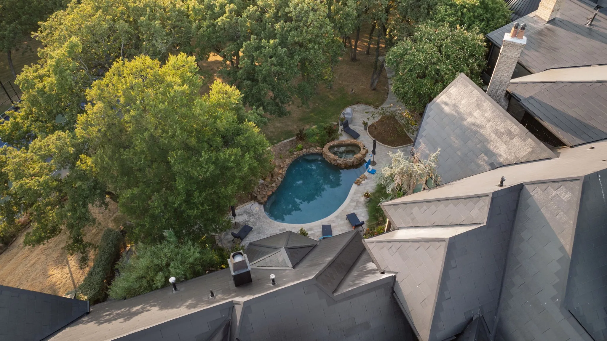 Single Family Residence For Sale in Denton County , 2005 Bayshore Drive, Flower Mound, Texas 75022, 6 Bedroom, 7 Bathroom, 4 Garage spaces, 10,189 Sqft, built in 1998, mls#21357065, Real Estate Agent in Flower Mound, Homes For Sale in Denton county, Homes For Sale in Flower Mound, Realtor in Flower Mound Texas, Real Estate Brokerage Independent Realty Texas, Luminita Cordes Realtor