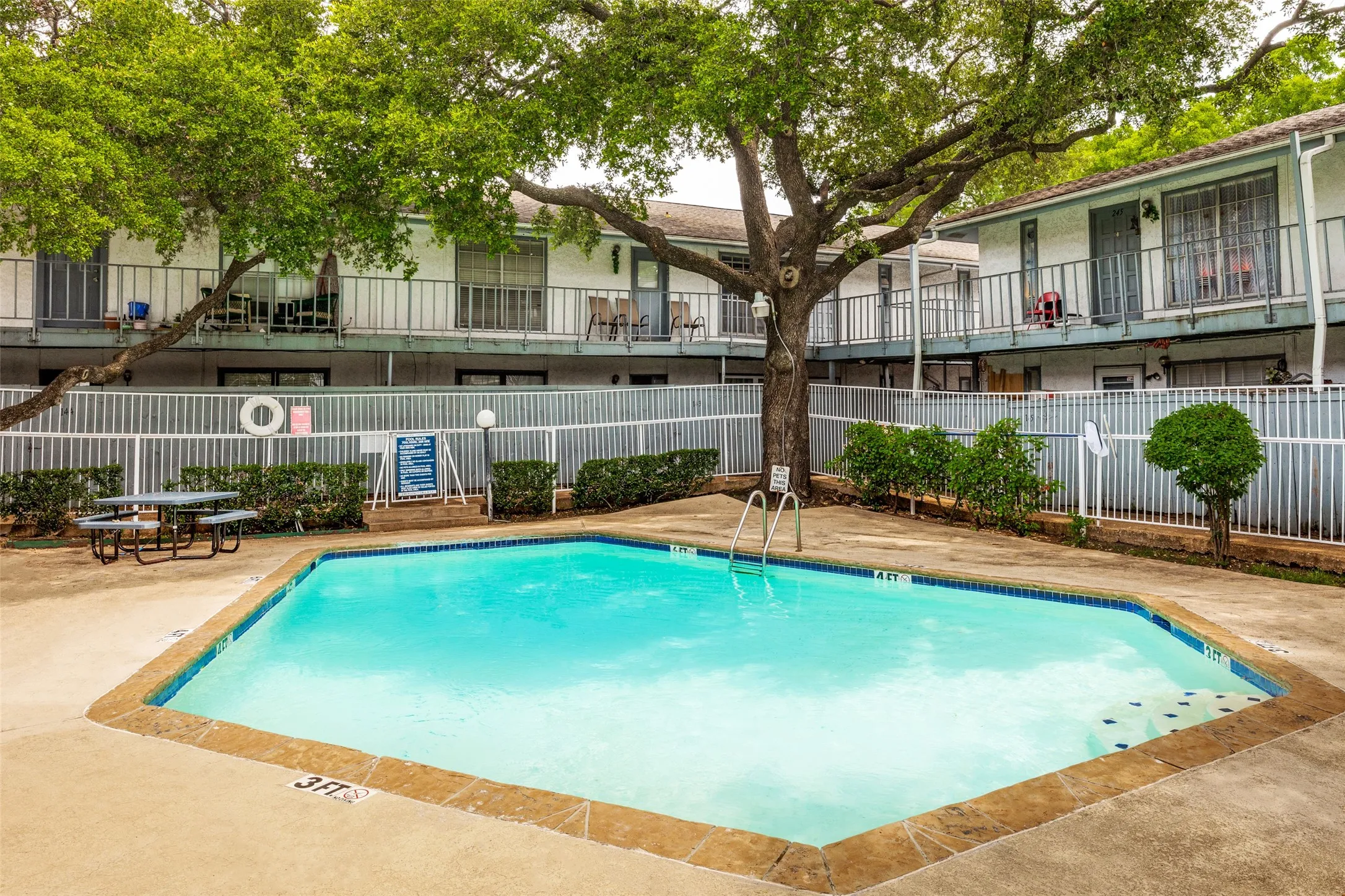 Condominium For Rent in Dallas County , 12888 Montfort Drive G-227, Dallas, Texas 75230, 1 Bedroom, 1 Bathroom, Garage spaces, 693 Sqft, built in 1968, mls#21363091, Real Estate Agent in Dallas, Homes For Rent in Dallas county, Homes For Rent in Dallas, Realtor in Dallas Texas, Real Estate Brokerage Independent Realty Texas, Luminita Cordes Realtor