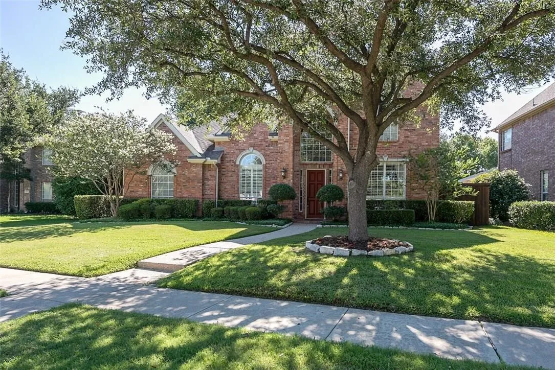 Single Family Residence For Rent in Dallas County , 220 Redwood Drive, Coppell, Texas 75019, 4 Bedroom, 4 Bathroom, 2 Garage spaces, 3,400 Sqft, built in 1993, mls#21361428, Real Estate Agent in Coppell, Homes For Rent in Dallas county, Homes For Rent in Coppell, Realtor in Coppell Texas, Real Estate Brokerage Independent Realty Texas, Luminita Cordes Realtor