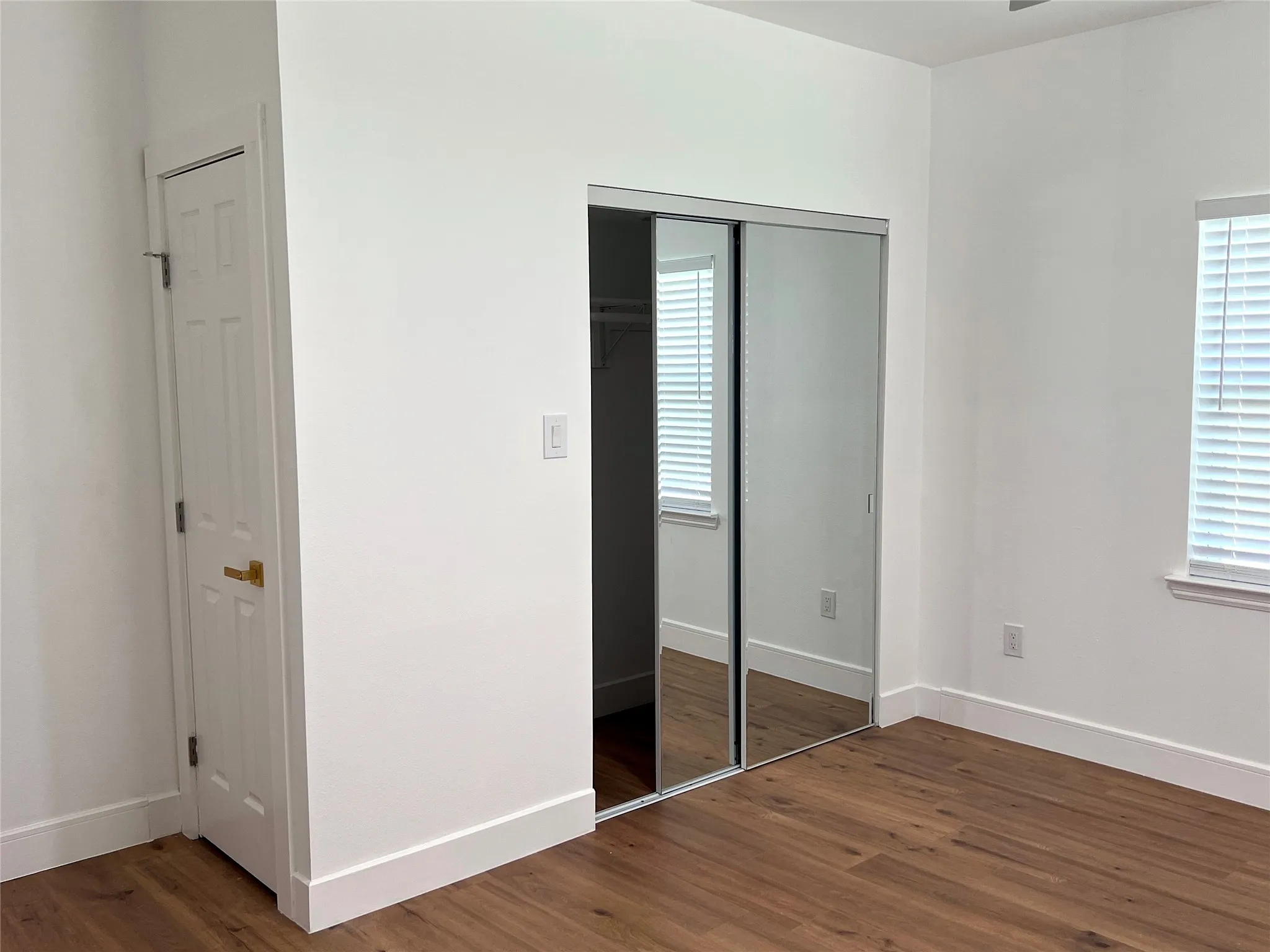 Single Family Residence For Sale in Dallas County , 3400 Spence Street, Dallas, Texas 75215, 3 Bedroom, 2 Bathroom, Garage spaces, 1,377 Sqft, built in 1910, mls#21363025, Real Estate Agent in Dallas, Homes For Sale in Dallas county, Homes For Sale in Dallas, Realtor in Dallas Texas, Real Estate Brokerage Independent Realty Texas, Luminita Cordes Realtor