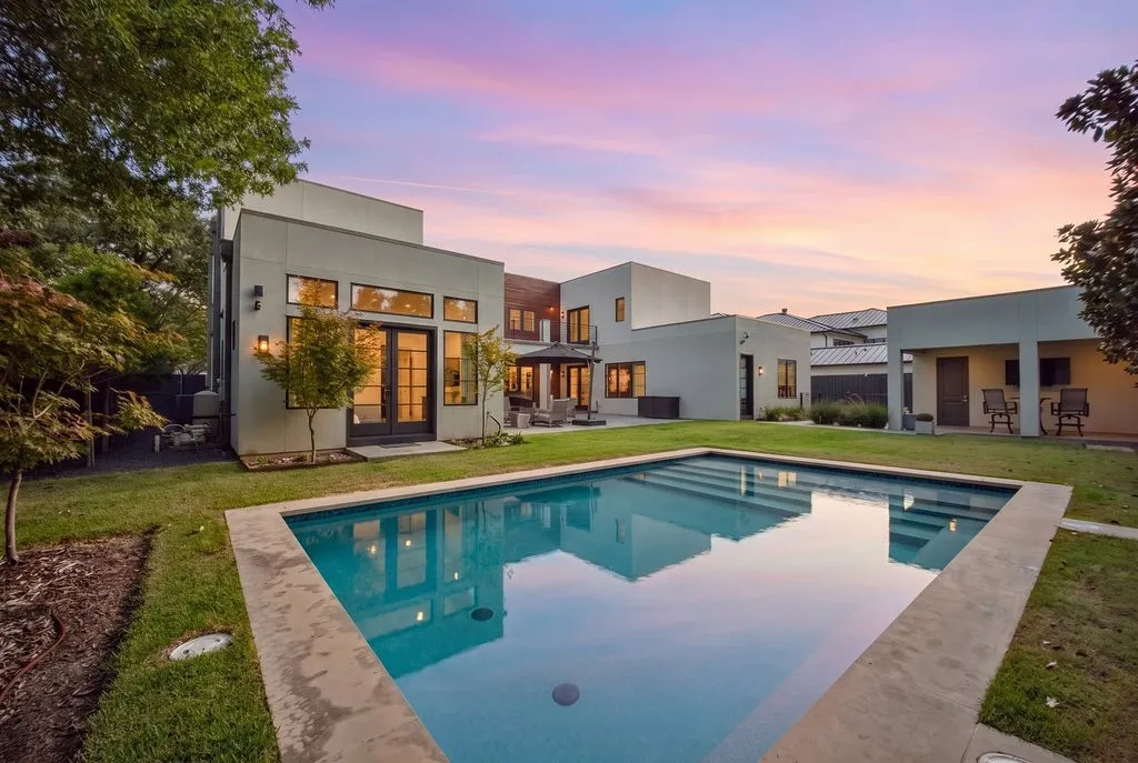 Single Family Residence For Sale in Dallas County , 5717 Preston Haven Drive, Dallas, Texas 75230, 5 Bedroom, 7 Bathroom, 3 Garage spaces, 6,473 Sqft, built in 2014, mls#21360416, Real Estate Agent in Dallas, Homes For Sale in Dallas county, Homes For Sale in Dallas, Realtor in Dallas Texas, Real Estate Brokerage Independent Realty Texas, Luminita Cordes Realtor