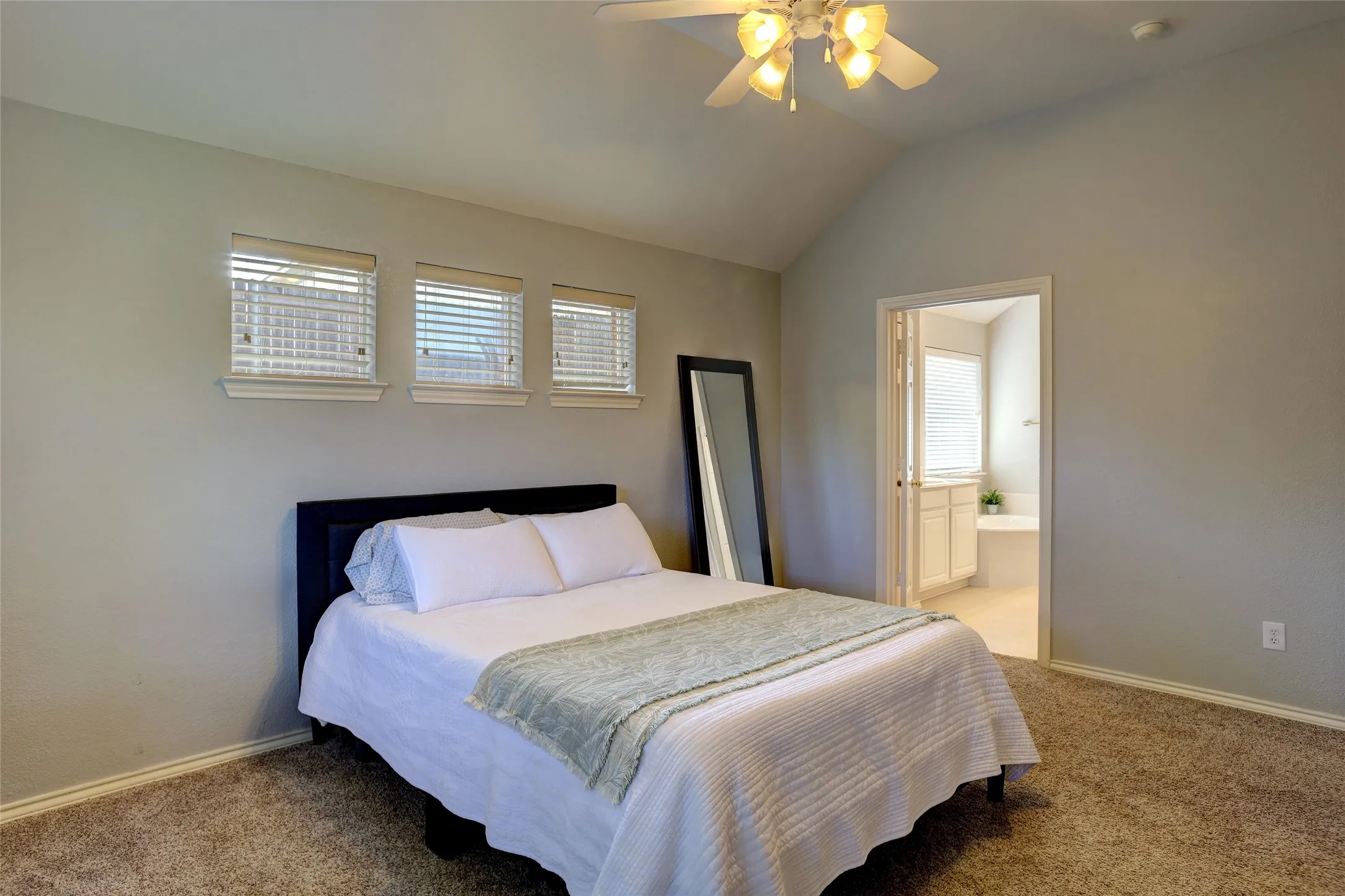 Single Family Residence For Sale in Collin County , 4500 Maidstone Way, Mc Kinney, Texas 75070, 4 Bedroom, 3 Bathroom, 2 Garage spaces, 2,303 Sqft, built in 2003, mls#21357021, Real Estate Agent in Mc Kinney, Homes For Sale in Collin county, Homes For Sale in Mc Kinney, Realtor in Mc Kinney Texas, Real Estate Brokerage Independent Realty Texas, Luminita Cordes Realtor