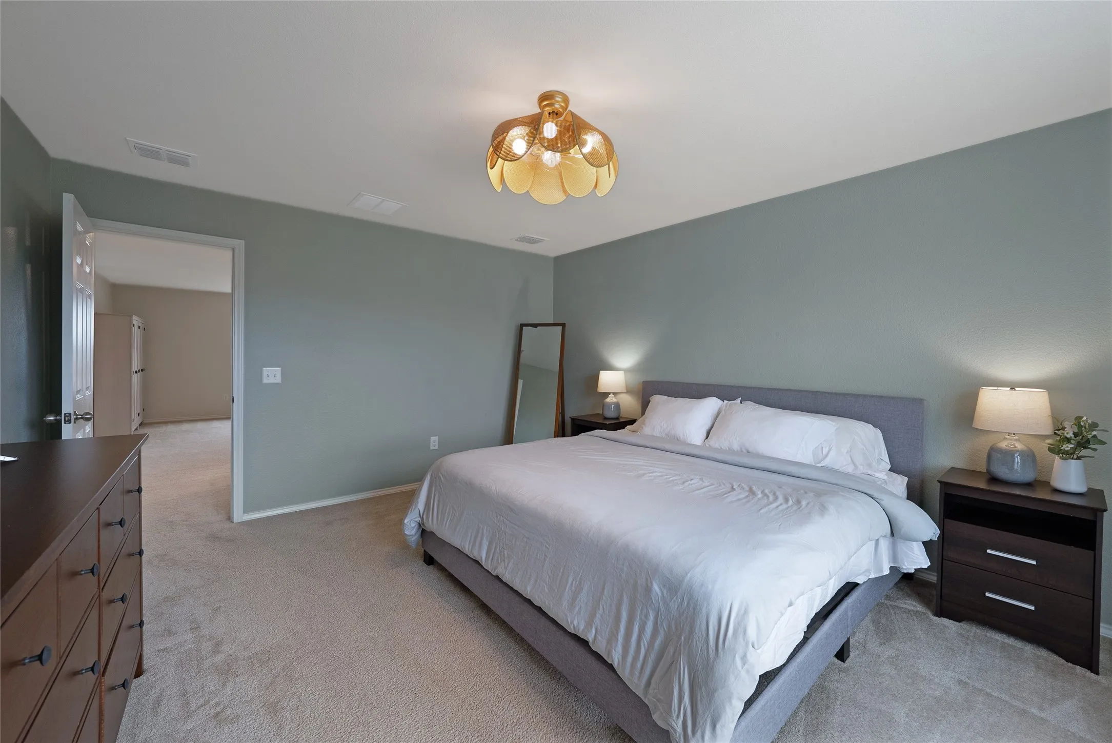 Single Family Residence For Sale in Denton County , 1308 Trace Drive, Aubrey, Texas 76227, 4 Bedroom, 3 Bathroom, 2 Garage spaces, 2,089 Sqft, built in 2020, mls#21362923, Real Estate Agent in Aubrey, Homes For Sale in Denton county, Homes For Sale in Aubrey, Realtor in Aubrey Texas, Real Estate Brokerage Independent Realty Texas, Luminita Cordes Realtor