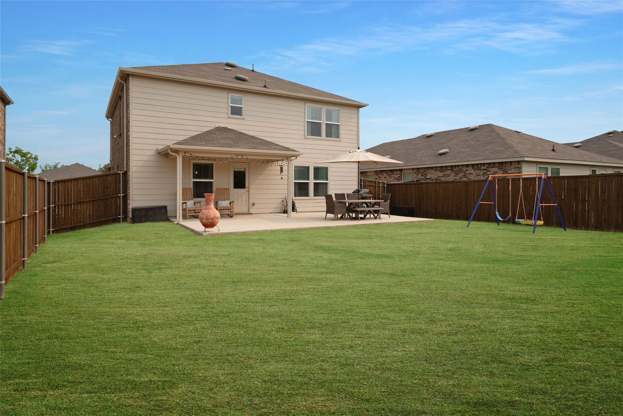 Single Family Residence For Sale in Denton County , 1308 Trace Drive, Aubrey, Texas 76227, 4 Bedroom, 3 Bathroom, 2 Garage spaces, 2,089 Sqft, built in 2020, mls#21362923, Real Estate Agent in Aubrey, Homes For Sale in Denton county, Homes For Sale in Aubrey, Realtor in Aubrey Texas, Real Estate Brokerage Independent Realty Texas, Luminita Cordes Realtor