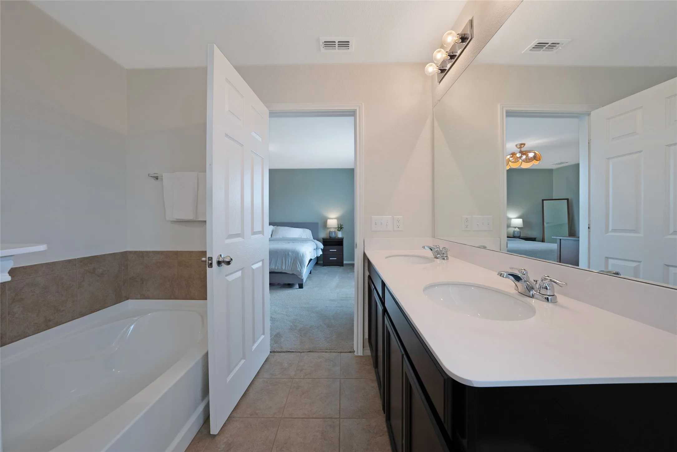Single Family Residence For Sale in Denton County , 1308 Trace Drive, Aubrey, Texas 76227, 4 Bedroom, 3 Bathroom, 2 Garage spaces, 2,089 Sqft, built in 2020, mls#21362923, Real Estate Agent in Aubrey, Homes For Sale in Denton county, Homes For Sale in Aubrey, Realtor in Aubrey Texas, Real Estate Brokerage Independent Realty Texas, Luminita Cordes Realtor