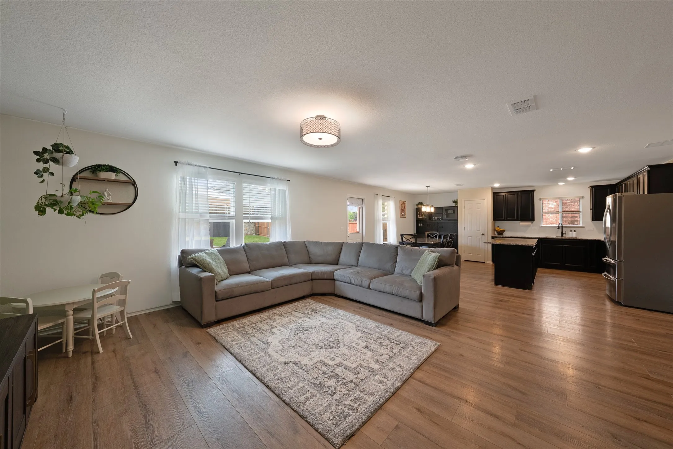Single Family Residence For Sale in Denton County , 1308 Trace Drive, Aubrey, Texas 76227, 4 Bedroom, 3 Bathroom, 2 Garage spaces, 2,089 Sqft, built in 2020, mls#21362923, Real Estate Agent in Aubrey, Homes For Sale in Denton county, Homes For Sale in Aubrey, Realtor in Aubrey Texas, Real Estate Brokerage Independent Realty Texas, Luminita Cordes Realtor