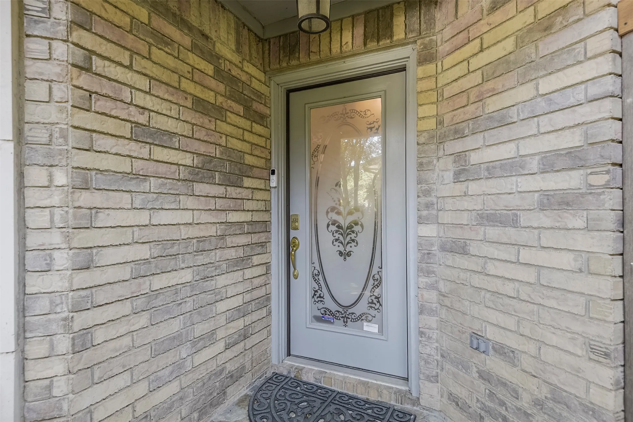 Single Family Residence For Sale in Tarrant County , 4908 Arborgate Drive, Arlington, Texas 76017, 3 Bedroom, 2 Bathroom, 2 Garage spaces, 1,800 Sqft, built in 1988, mls#21351593, Real Estate Agent in Arlington, Homes For Sale in Tarrant county, Homes For Sale in Arlington, Realtor in Arlington Texas, Real Estate Brokerage Independent Realty Texas, Luminita Cordes Realtor