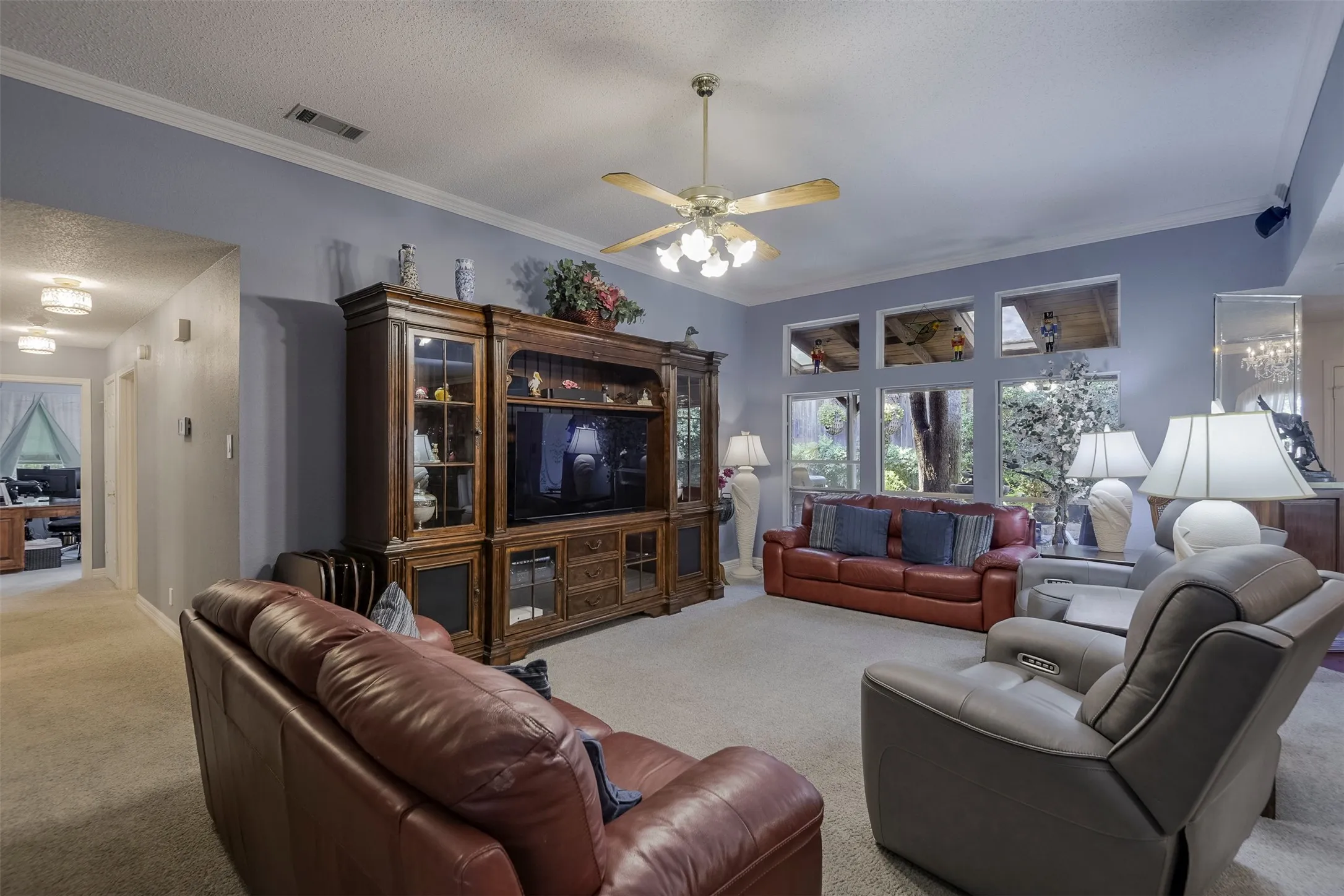 Single Family Residence For Sale in Tarrant County , 4908 Arborgate Drive, Arlington, Texas 76017, 3 Bedroom, 2 Bathroom, 2 Garage spaces, 1,800 Sqft, built in 1988, mls#21351593, Real Estate Agent in Arlington, Homes For Sale in Tarrant county, Homes For Sale in Arlington, Realtor in Arlington Texas, Real Estate Brokerage Independent Realty Texas, Luminita Cordes Realtor