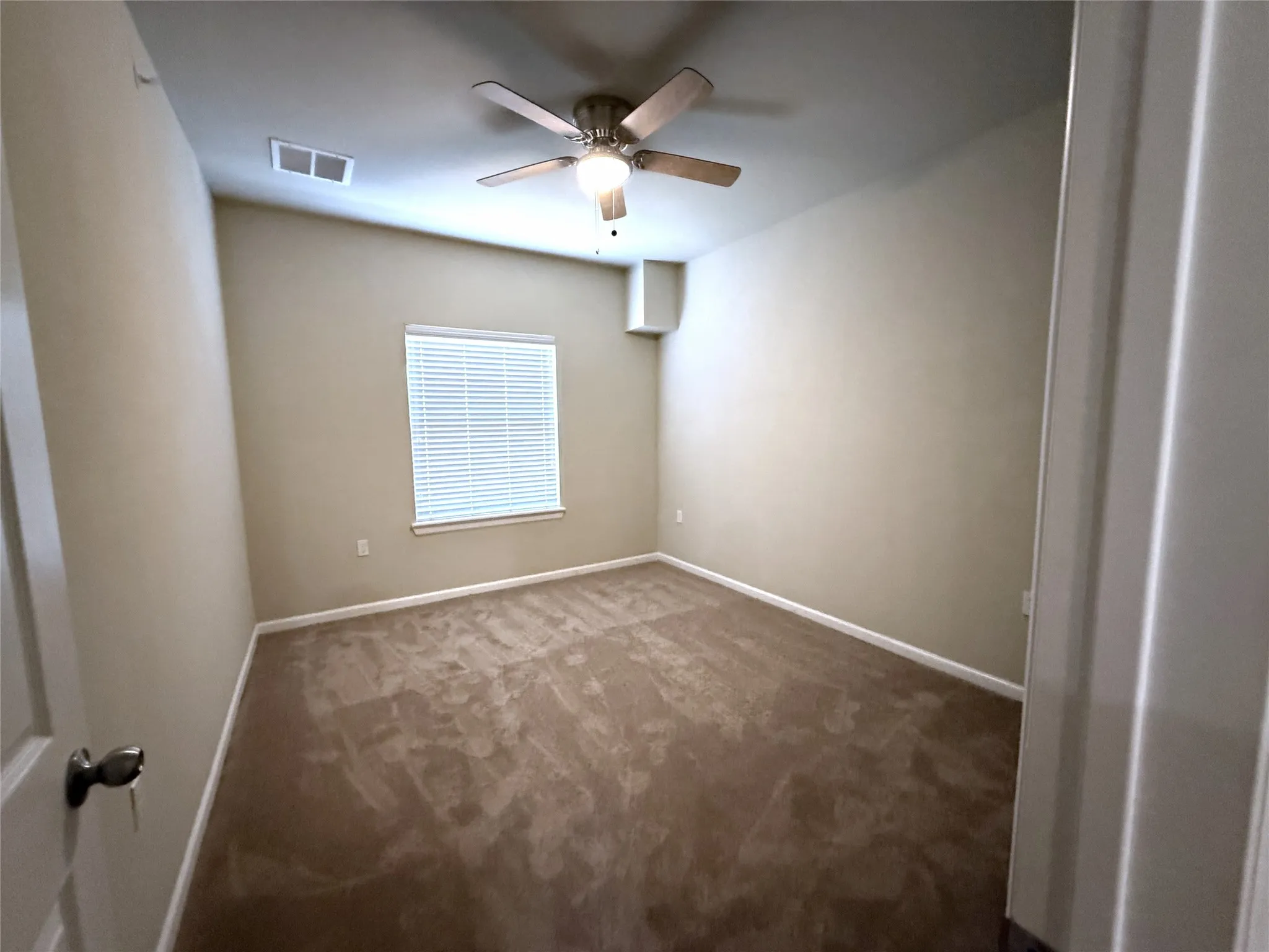 Townhouse For Rent in Dallas County , 226 Heritage Court, Seagoville, Texas 75159, 3 Bedroom, 3 Bathroom, 2 Garage spaces, 1,640 Sqft, built in 2021, mls#21362409, Real Estate Agent in Seagoville, Homes For Rent in Dallas county, Homes For Rent in Seagoville, Realtor in Seagoville Texas, Real Estate Brokerage Independent Realty Texas, Luminita Cordes Realtor