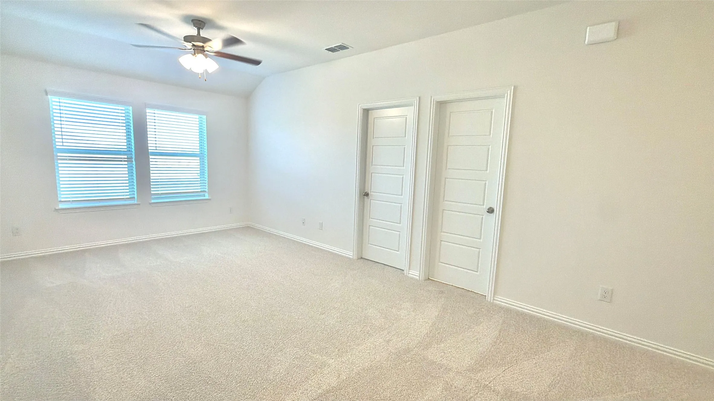 Single Family Residence For Rent in Rockwall County , 1609 Gulin, Royse City, Texas 75189, 5 Bedroom, 3 Bathroom, 2 Garage spaces, 2,845 Sqft, built in 2026, mls#21363020, Real Estate Agent in Royse City, Homes For Rent in Rockwall county, Homes For Rent in Royse City, Realtor in Royse City Texas, Real Estate Brokerage Independent Realty Texas, Luminita Cordes Realtor
