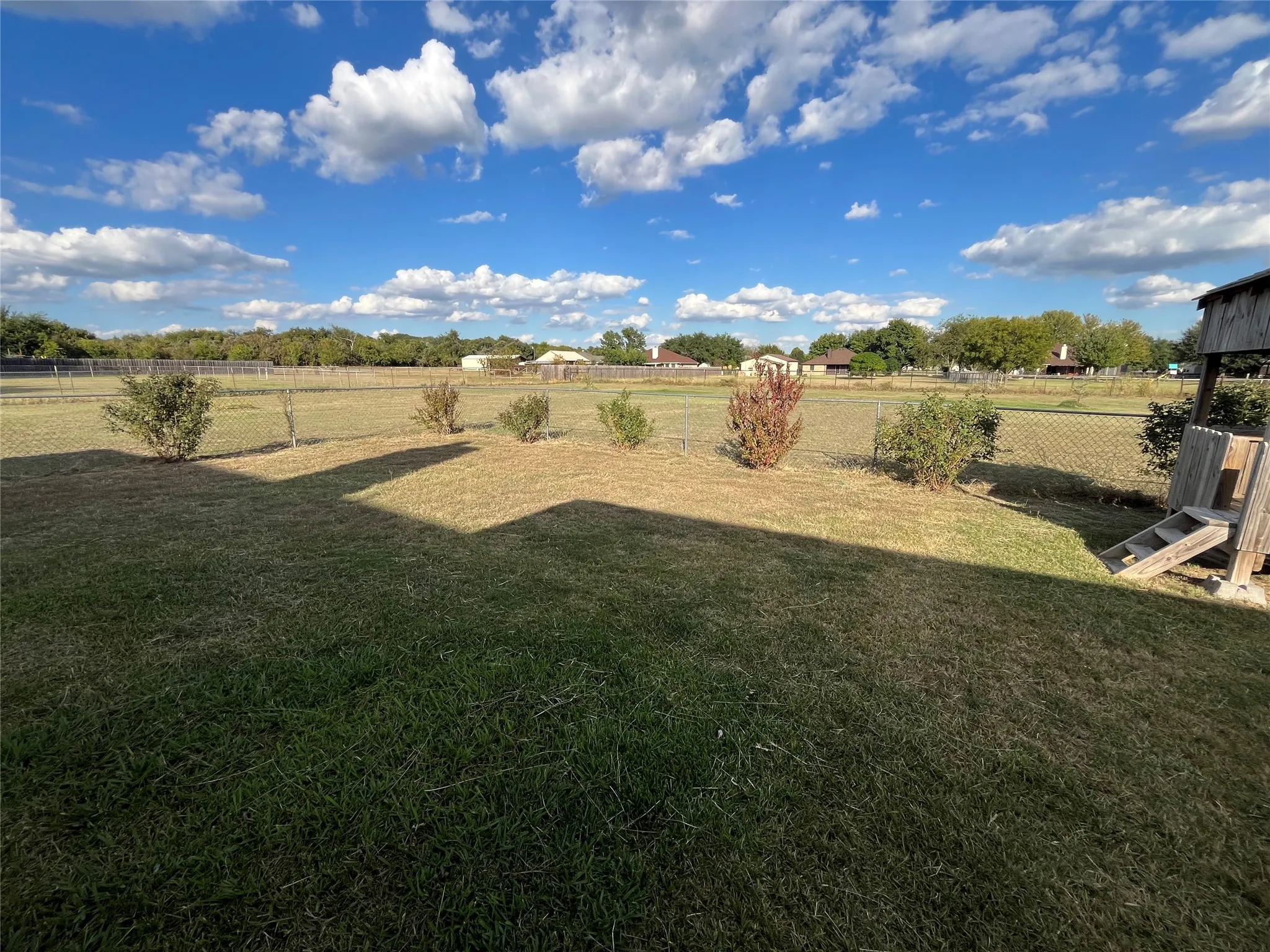 Single Family Residence For Sale in Parker County , 104 Cinnamon Court, Weatherford, Texas 76088, 4 Bedroom, 2 Bathroom, 3 Garage spaces, 2,384 Sqft, built in 2004, mls#21362973, Real Estate Agent in Weatherford, Homes For Sale in Parker county, Homes For Sale in Weatherford, Realtor in Weatherford Texas, Real Estate Brokerage Independent Realty Texas, Luminita Cordes Realtor