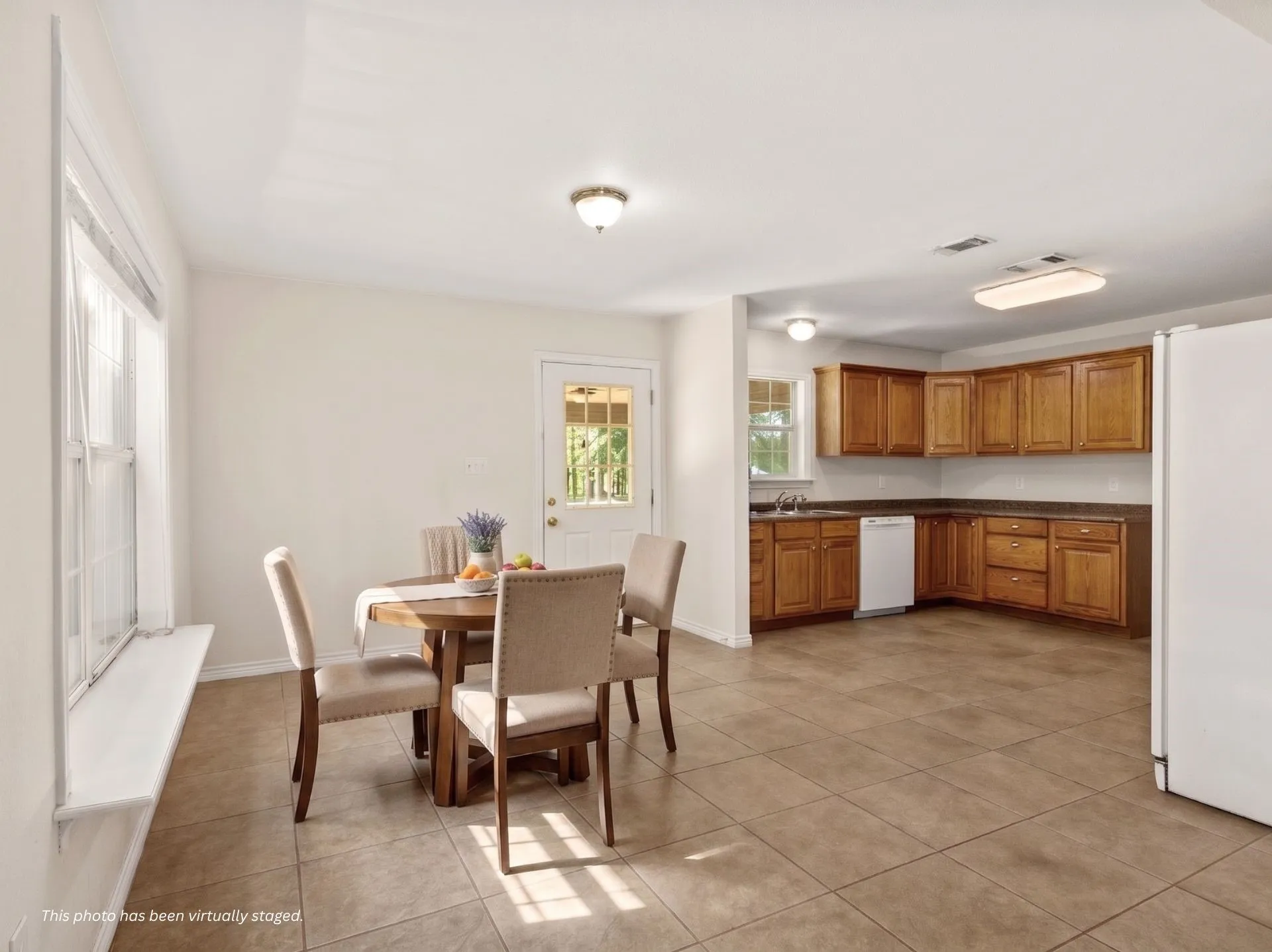 Single Family Residence For Sale in Titus County , 522 CR 4245, Mt Pleasant, Texas 75455, 3 Bedroom, 2 Bathroom, Garage spaces, 1,856 Sqft, built in 2007, mls#21362817, Real Estate Agent in Mt Pleasant, Homes For Sale in Titus county, Homes For Sale in Mt Pleasant, Realtor in Mt Pleasant Texas, Real Estate Brokerage Independent Realty Texas, Luminita Cordes Realtor