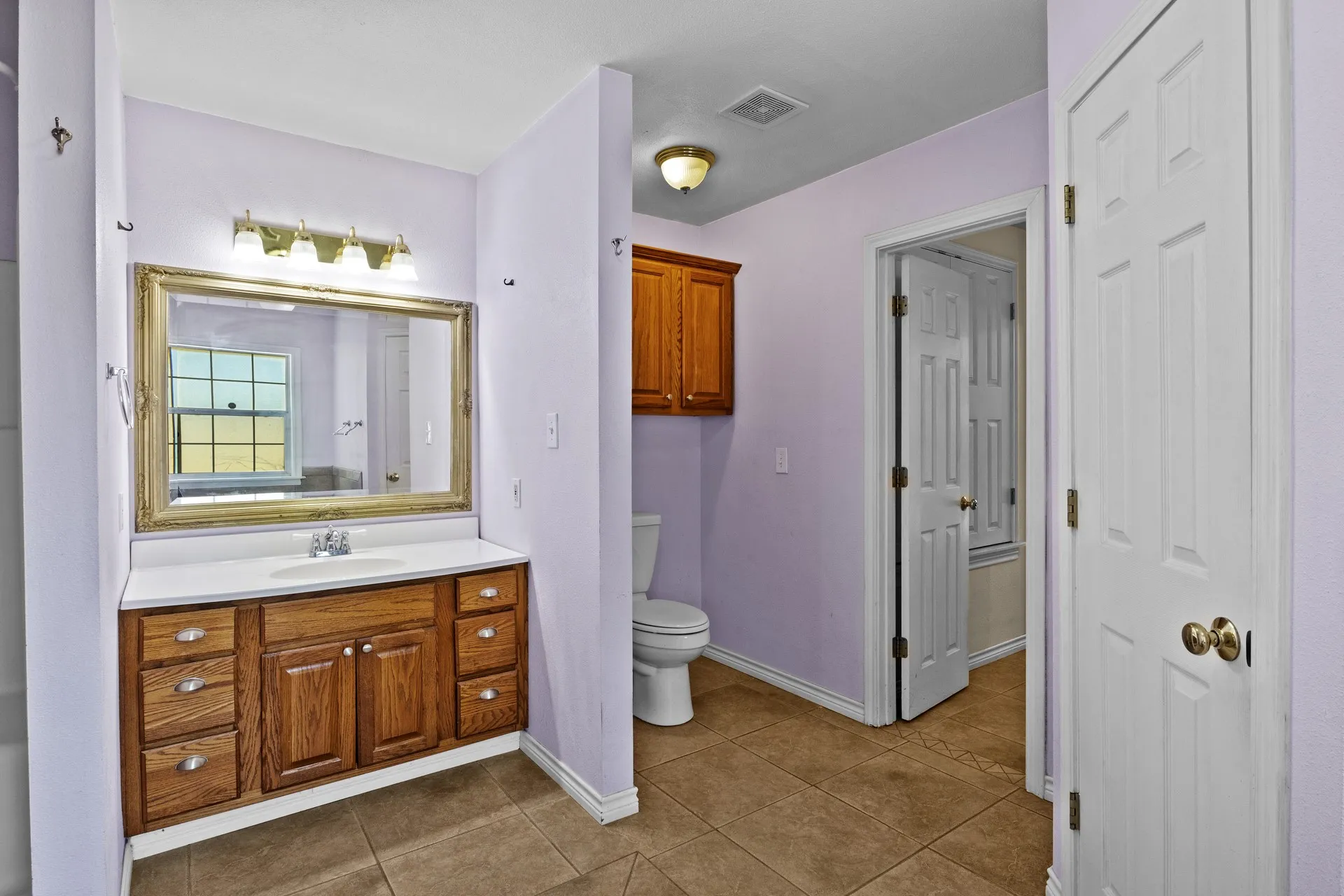 Single Family Residence For Sale in Titus County , 522 CR 4245, Mt Pleasant, Texas 75455, 3 Bedroom, 2 Bathroom, Garage spaces, 1,856 Sqft, built in 2007, mls#21362817, Real Estate Agent in Mt Pleasant, Homes For Sale in Titus county, Homes For Sale in Mt Pleasant, Realtor in Mt Pleasant Texas, Real Estate Brokerage Independent Realty Texas, Luminita Cordes Realtor