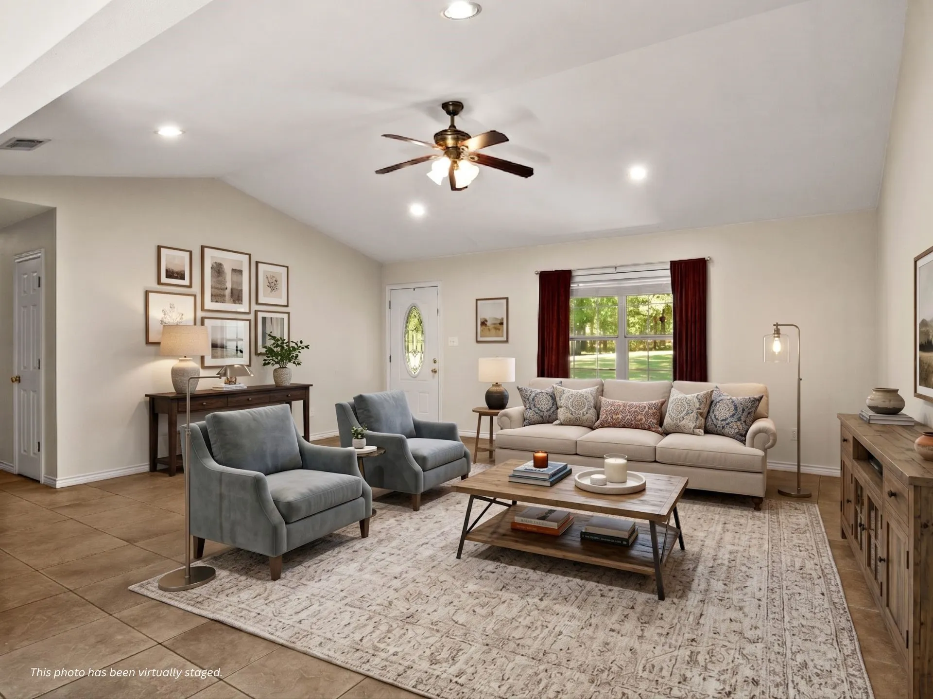 Single Family Residence For Sale in Titus County , 522 CR 4245, Mt Pleasant, Texas 75455, 3 Bedroom, 2 Bathroom, Garage spaces, 1,856 Sqft, built in 2007, mls#21362817, Real Estate Agent in Mt Pleasant, Homes For Sale in Titus county, Homes For Sale in Mt Pleasant, Realtor in Mt Pleasant Texas, Real Estate Brokerage Independent Realty Texas, Luminita Cordes Realtor