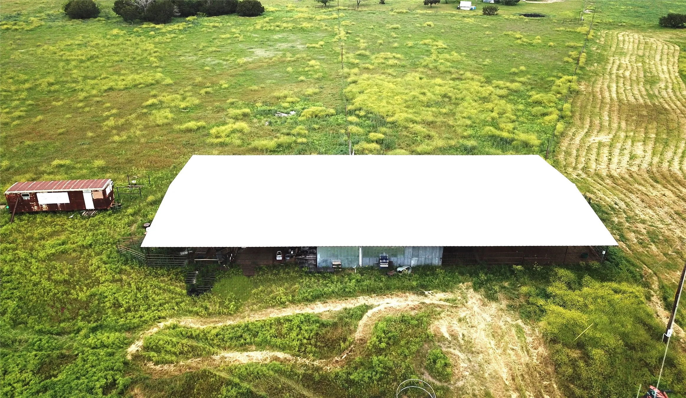 Drone / aerial view featuring a rural view
