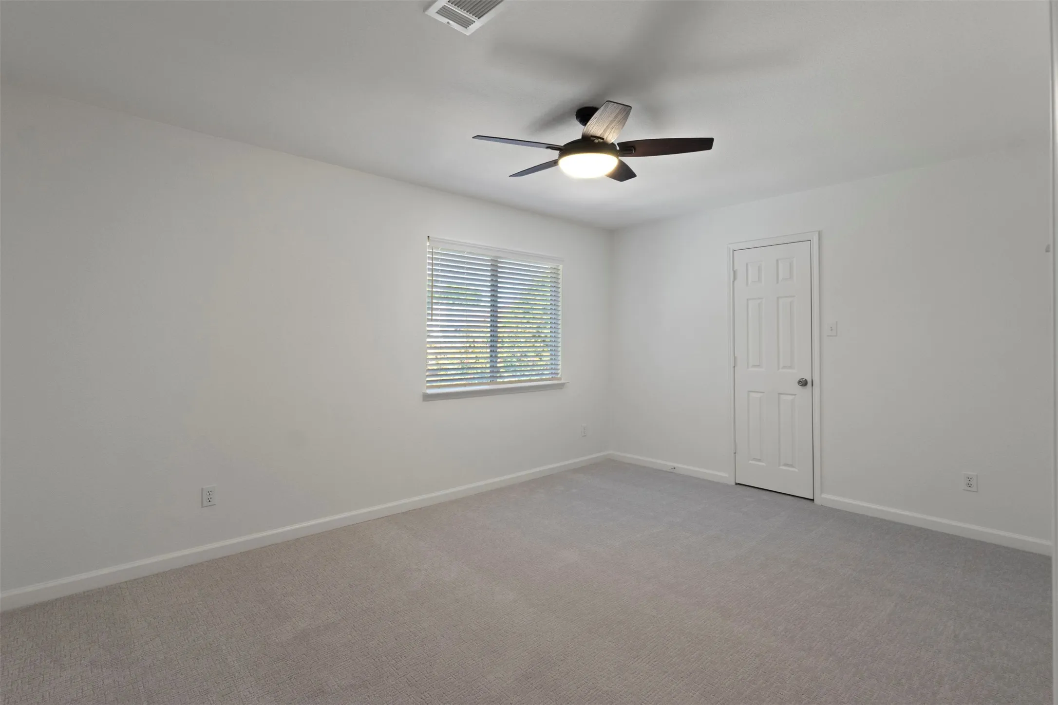 Single Family Residence For Sale in Collin County , 730 Fairlawn Street, Allen, Texas 75002, 4 Bedroom, 3 Bathroom, 2 Garage spaces, 2,915 Sqft, built in 1995, mls#21360056, Real Estate Agent in Allen, Homes For Sale in Collin county, Homes For Sale in Allen, Realtor in Allen Texas, Real Estate Brokerage Independent Realty Texas, Luminita Cordes Realtor