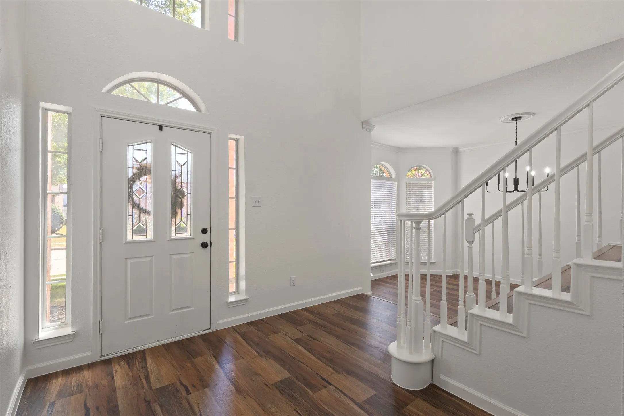 Single Family Residence For Sale in Collin County , 730 Fairlawn Street, Allen, Texas 75002, 4 Bedroom, 3 Bathroom, 2 Garage spaces, 2,915 Sqft, built in 1995, mls#21360056, Real Estate Agent in Allen, Homes For Sale in Collin county, Homes For Sale in Allen, Realtor in Allen Texas, Real Estate Brokerage Independent Realty Texas, Luminita Cordes Realtor