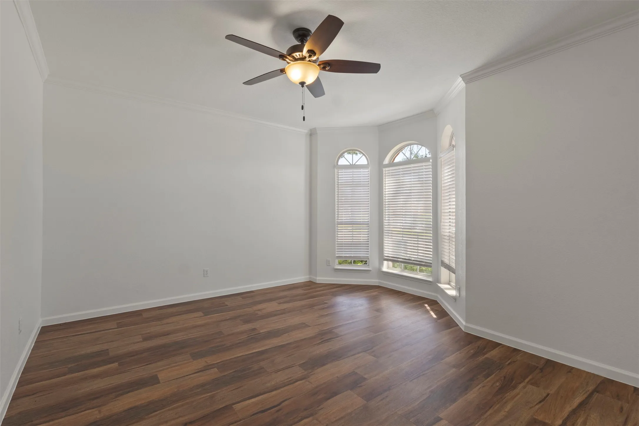 Single Family Residence For Sale in Collin County , 730 Fairlawn Street, Allen, Texas 75002, 4 Bedroom, 3 Bathroom, 2 Garage spaces, 2,915 Sqft, built in 1995, mls#21360056, Real Estate Agent in Allen, Homes For Sale in Collin county, Homes For Sale in Allen, Realtor in Allen Texas, Real Estate Brokerage Independent Realty Texas, Luminita Cordes Realtor