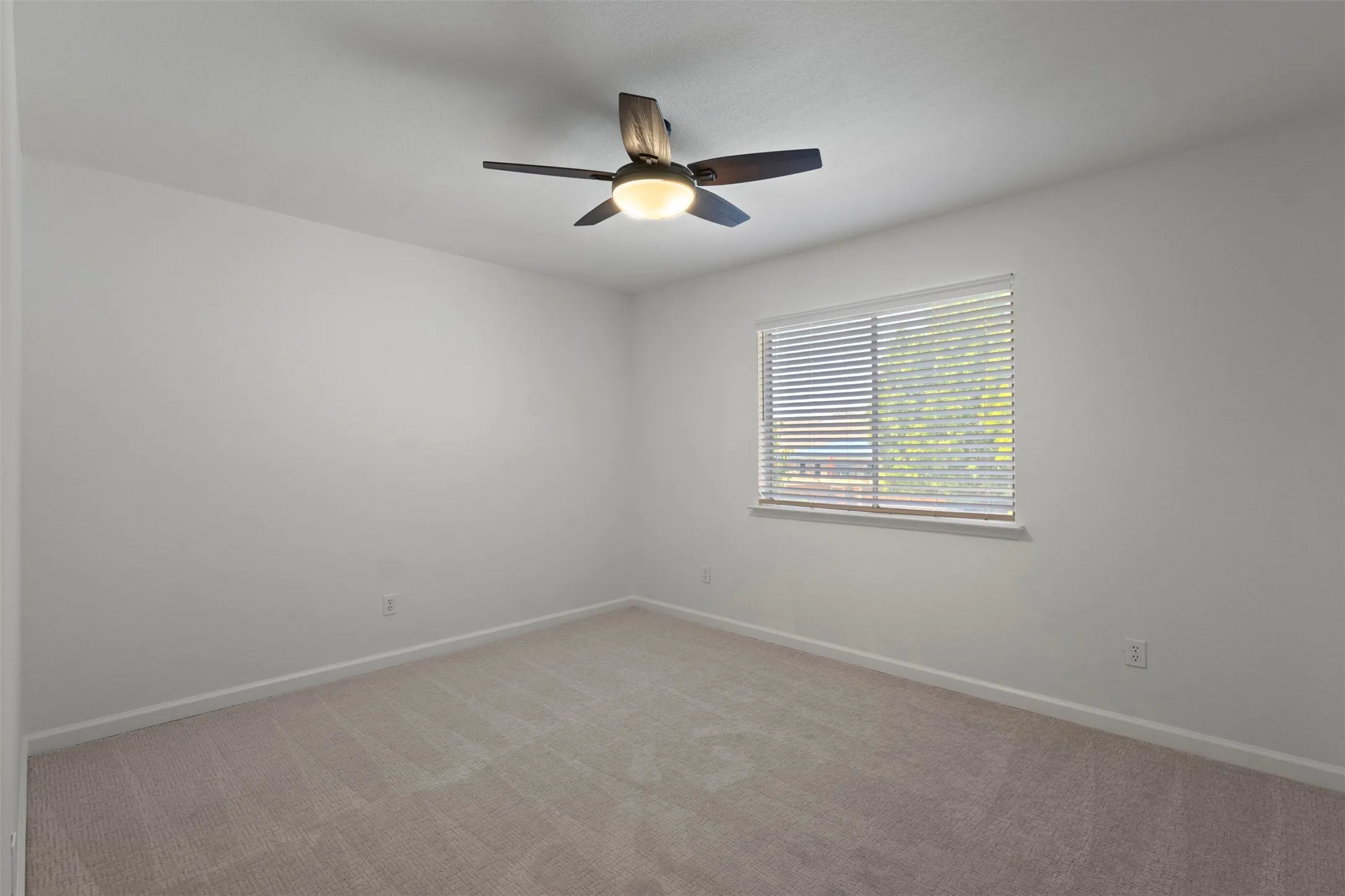 Single Family Residence For Sale in Collin County , 730 Fairlawn Street, Allen, Texas 75002, 4 Bedroom, 3 Bathroom, 2 Garage spaces, 2,915 Sqft, built in 1995, mls#21360056, Real Estate Agent in Allen, Homes For Sale in Collin county, Homes For Sale in Allen, Realtor in Allen Texas, Real Estate Brokerage Independent Realty Texas, Luminita Cordes Realtor
