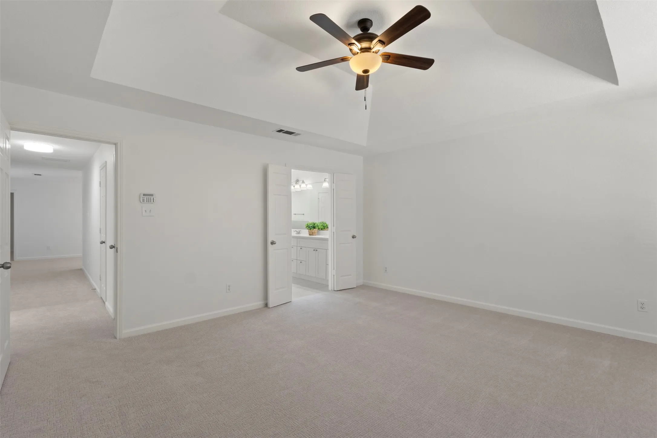 Single Family Residence For Sale in Collin County , 730 Fairlawn Street, Allen, Texas 75002, 4 Bedroom, 3 Bathroom, 2 Garage spaces, 2,915 Sqft, built in 1995, mls#21360056, Real Estate Agent in Allen, Homes For Sale in Collin county, Homes For Sale in Allen, Realtor in Allen Texas, Real Estate Brokerage Independent Realty Texas, Luminita Cordes Realtor