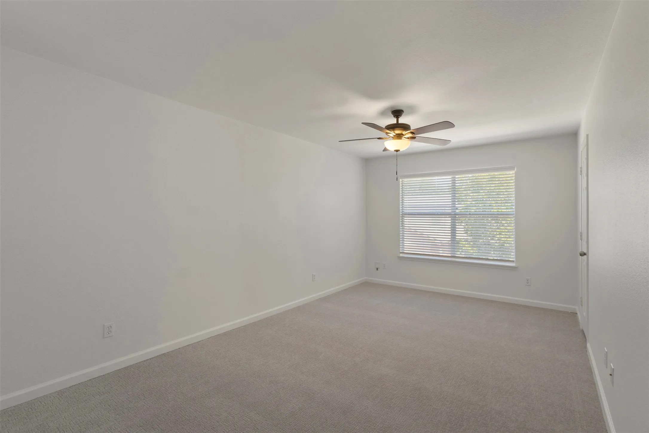 Single Family Residence For Sale in Collin County , 730 Fairlawn Street, Allen, Texas 75002, 4 Bedroom, 3 Bathroom, 2 Garage spaces, 2,915 Sqft, built in 1995, mls#21360056, Real Estate Agent in Allen, Homes For Sale in Collin county, Homes For Sale in Allen, Realtor in Allen Texas, Real Estate Brokerage Independent Realty Texas, Luminita Cordes Realtor