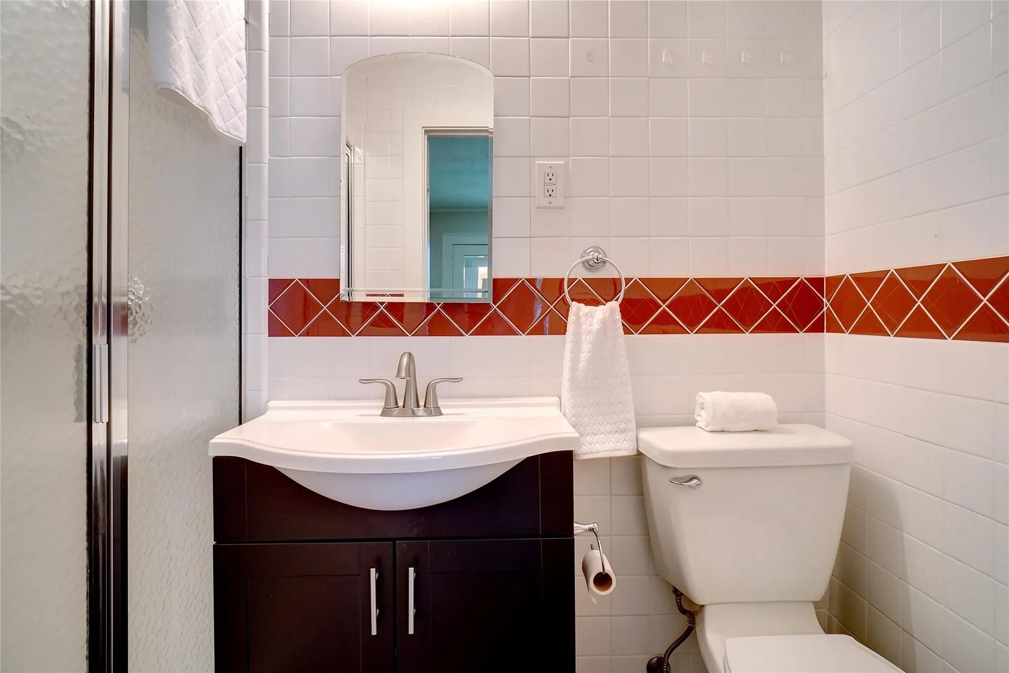Single Family Residence For Rent in Tarrant County , 3201 Cockrell Avenue, Fort Worth, Texas 76109, 3 Bedroom, 2 Bathroom, 2 Garage spaces, 1,789 Sqft, built in 1928, Price $3,000, mls#21362113, Real Estate Agent in Fort Worth, Homes For Rent in Tarrant county, Homes For Rent in Fort Worth, Realtor in Fort Worth Texas, Real Estate Brokerage Independent Realty Texas, Luminita Cordes Realtor