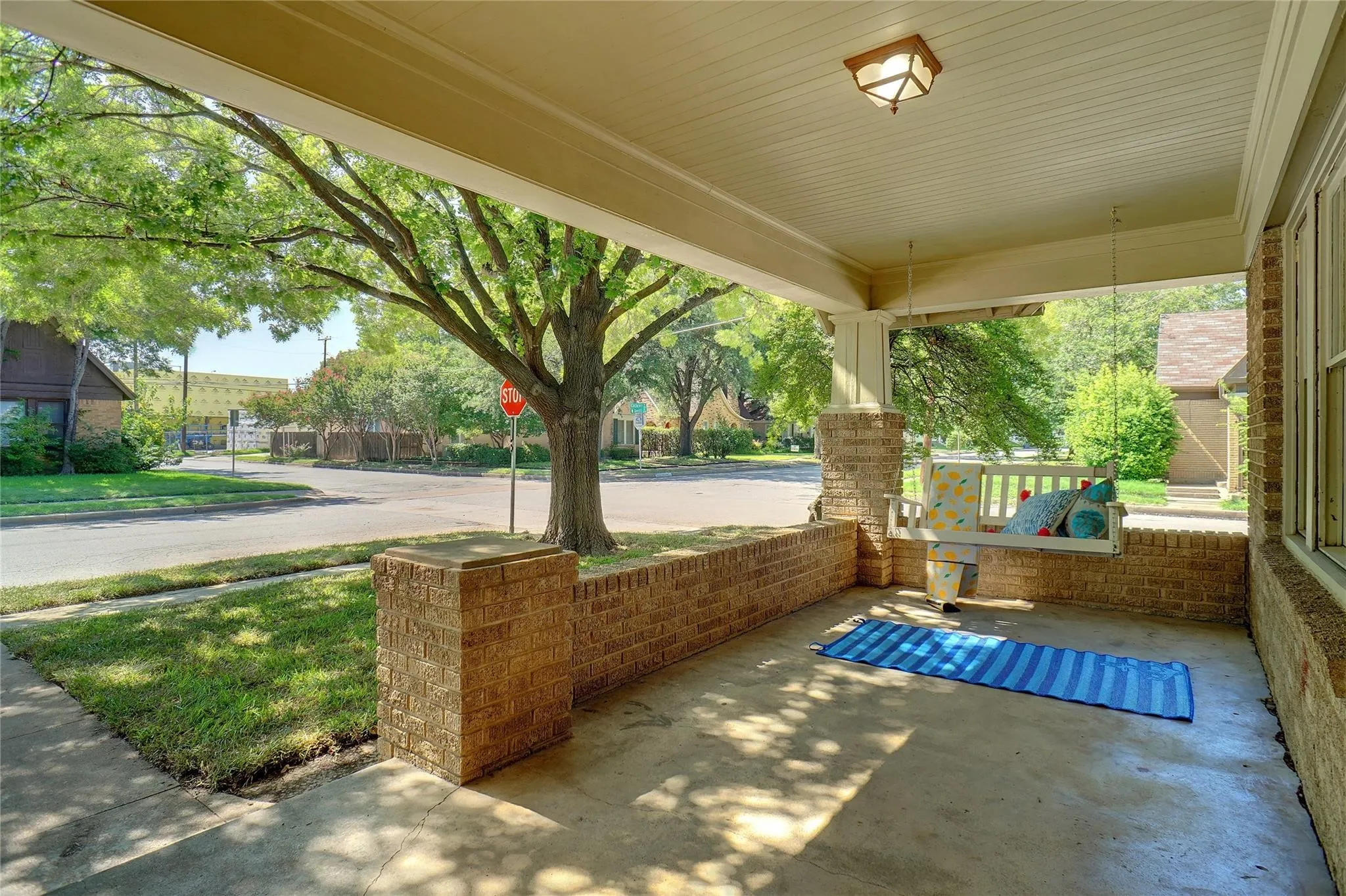 Single Family Residence For Rent in Tarrant County , 3201 Cockrell Avenue, Fort Worth, Texas 76109, 3 Bedroom, 2 Bathroom, 2 Garage spaces, 1,789 Sqft, built in 1928, Price $3,000, mls#21362113, Real Estate Agent in Fort Worth, Homes For Rent in Tarrant county, Homes For Rent in Fort Worth, Realtor in Fort Worth Texas, Real Estate Brokerage Independent Realty Texas, Luminita Cordes Realtor
