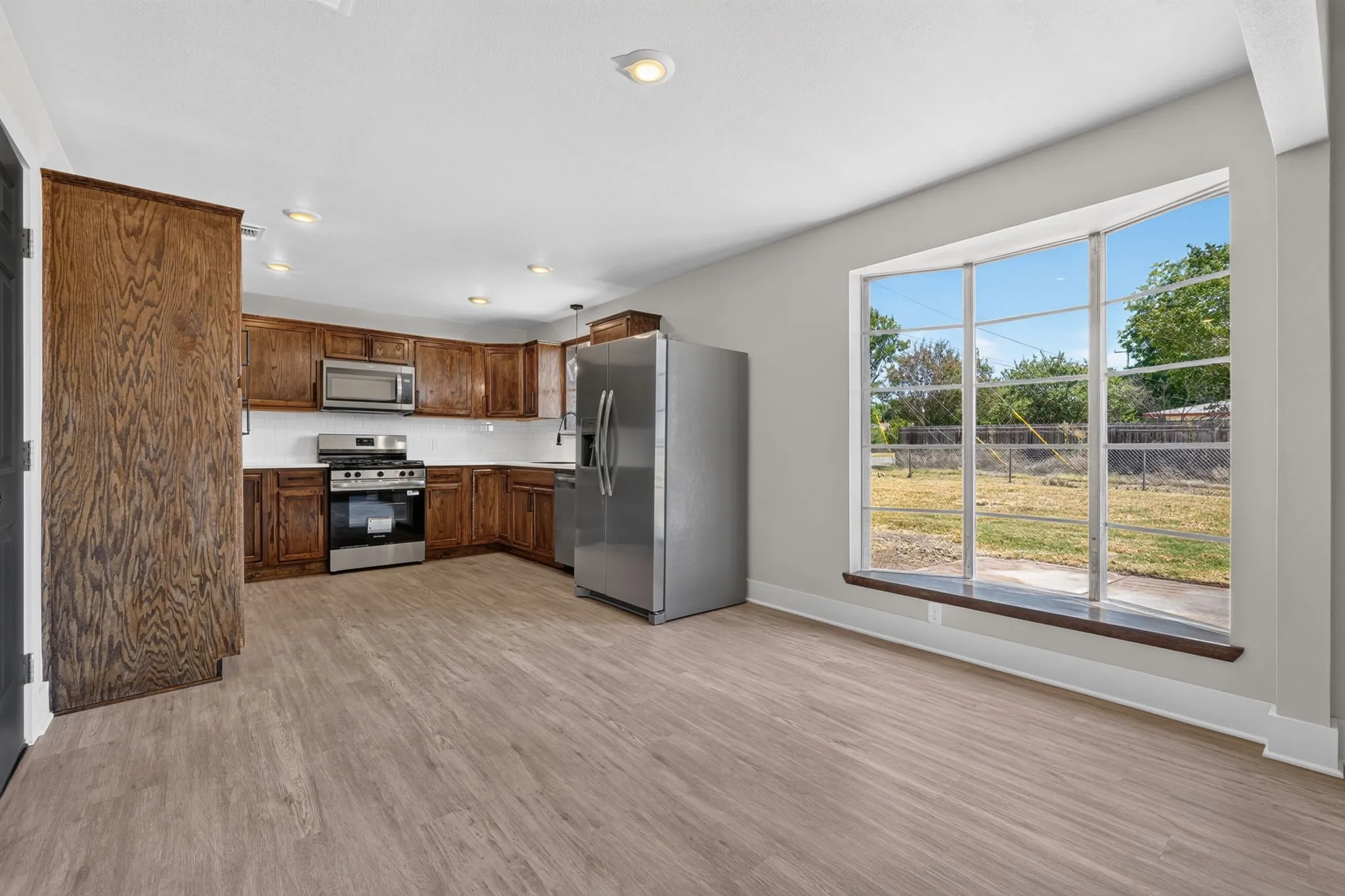Single Family Residence For Sale in Palo Pinto County , 2201 SE 22nd Avenue, Mineral Wells, Texas 76067, 3 Bedroom, 2 Bathroom, 2 Garage spaces, 1,632 Sqft, built in 1968, mls#21362211, Real Estate Agent in Mineral Wells, Homes For Sale in Palo Pinto county, Homes For Sale in Mineral Wells, Realtor in Mineral Wells Texas, Real Estate Brokerage Independent Realty Texas, Luminita Cordes Realtor