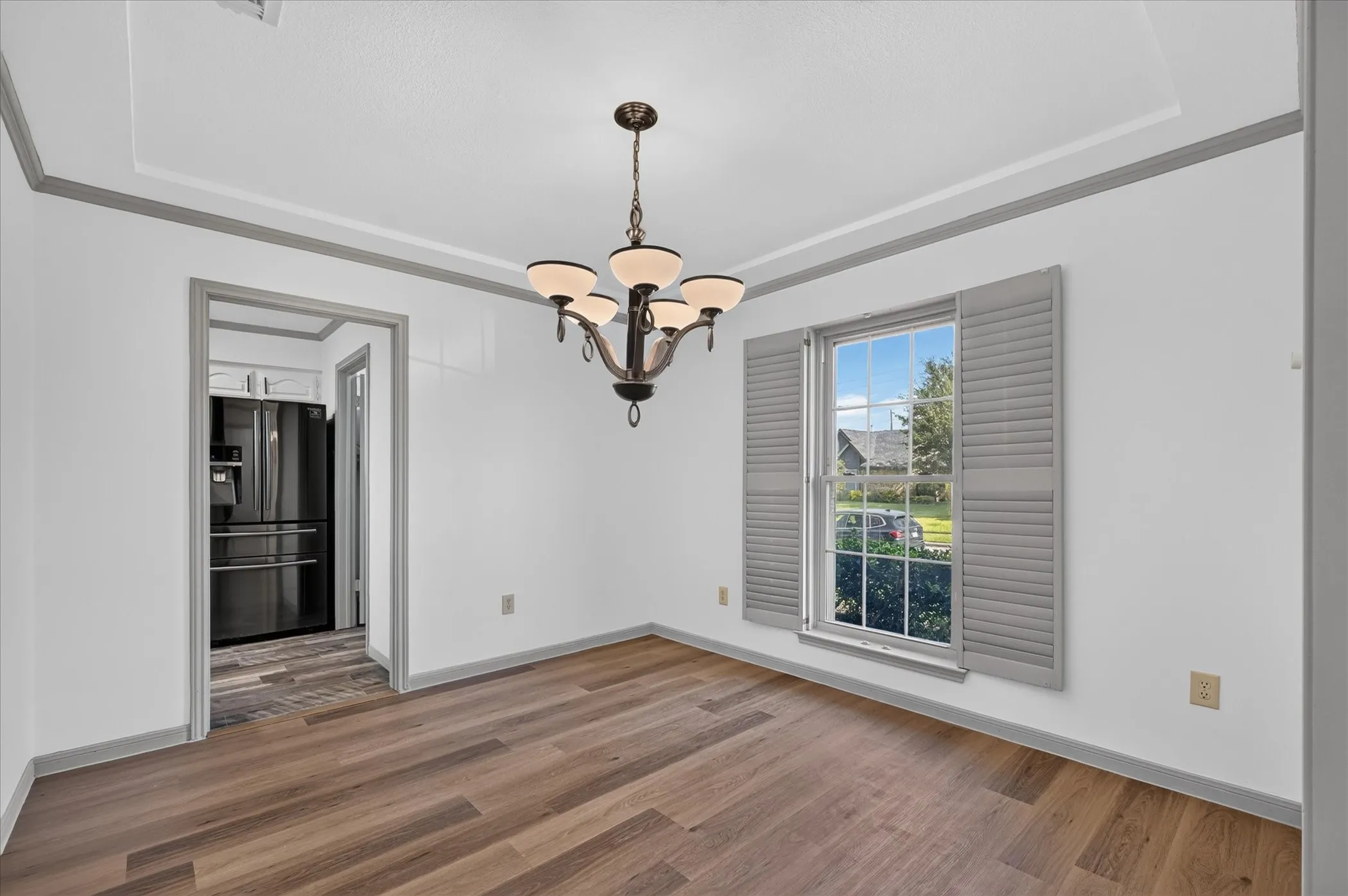 Single Family Residence For Rent in Dallas County , 2516 Lawnview Drive, Carrollton, Texas 75006, 3 Bedroom, 2 Bathroom, 2 Garage spaces, 1,733 Sqft, built in 1981, mls#21362303, Real Estate Agent in Carrollton, Homes For Rent in Dallas county, Homes For Rent in Carrollton, Realtor in Carrollton Texas, Real Estate Brokerage Independent Realty Texas, Luminita Cordes Realtor