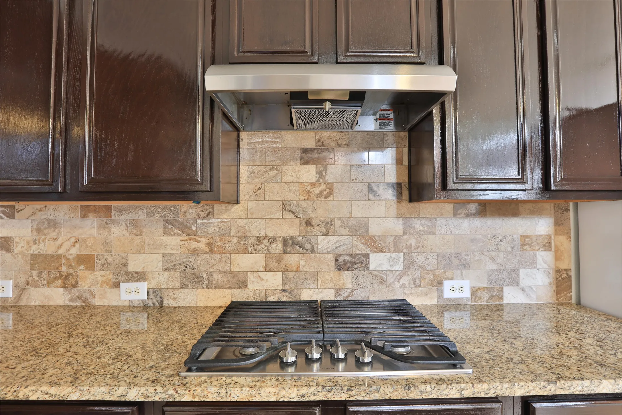 Single Family Residence For Sale in Collin County , 7416 Brookdale Drive, Plano, Texas 75024, 4 Bedroom, 4 Bathroom, 1 Garage spaces, 3,383 Sqft, built in 1997, mls#21363205, Real Estate Agent in Plano, Homes For Sale in Collin county, Homes For Sale in Plano, Realtor in Plano Texas, Real Estate Brokerage Independent Realty Texas, Luminita Cordes Realtor