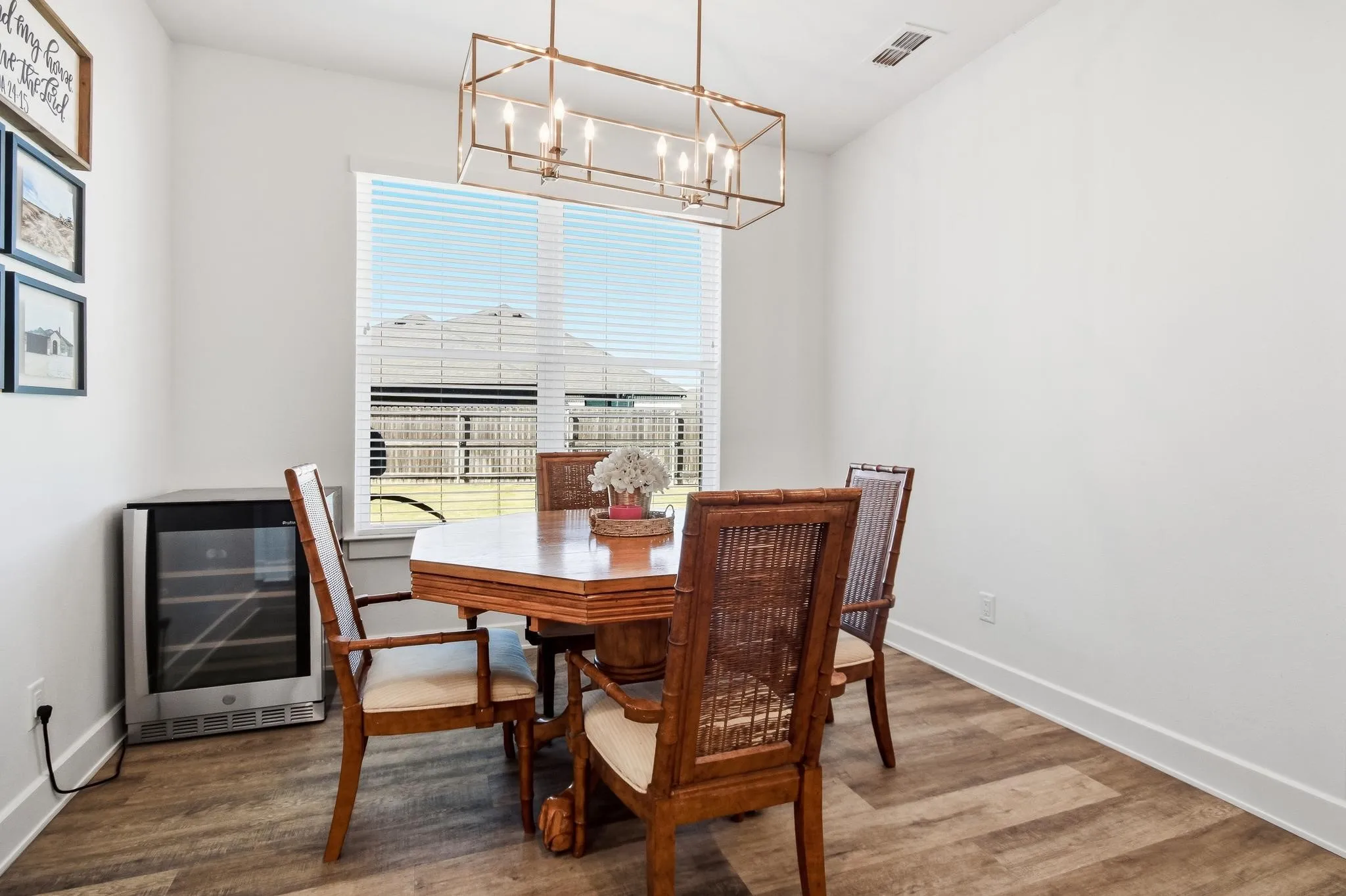 Single Family Residence For Sale in Taylor County , 5002 Quesnel Court, Abilene, Texas 79606, 4 Bedroom, 2 Bathroom, 2 Garage spaces, 2,000 Sqft, built in 2022, mls#21362758, Real Estate Agent in Abilene, Homes For Sale in Taylor county, Homes For Sale in Abilene, Realtor in Abilene Texas, Real Estate Brokerage Independent Realty Texas, Luminita Cordes Realtor