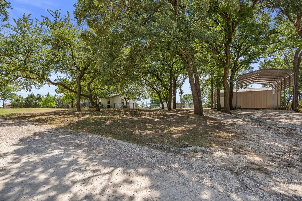 Single Family Residence For Sale in Denton County , 1510 Stanford Court, Denton, Texas 76210, 3 Bedroom, 3 Bathroom, 2 Garage spaces, 1,242 Sqft, built in 2004, mls#21349462, Real Estate Agent in Denton, Homes For Sale in Denton county, Homes For Sale in Denton, Realtor in Denton Texas, Real Estate Brokerage Independent Realty Texas, Luminita Cordes Realtor