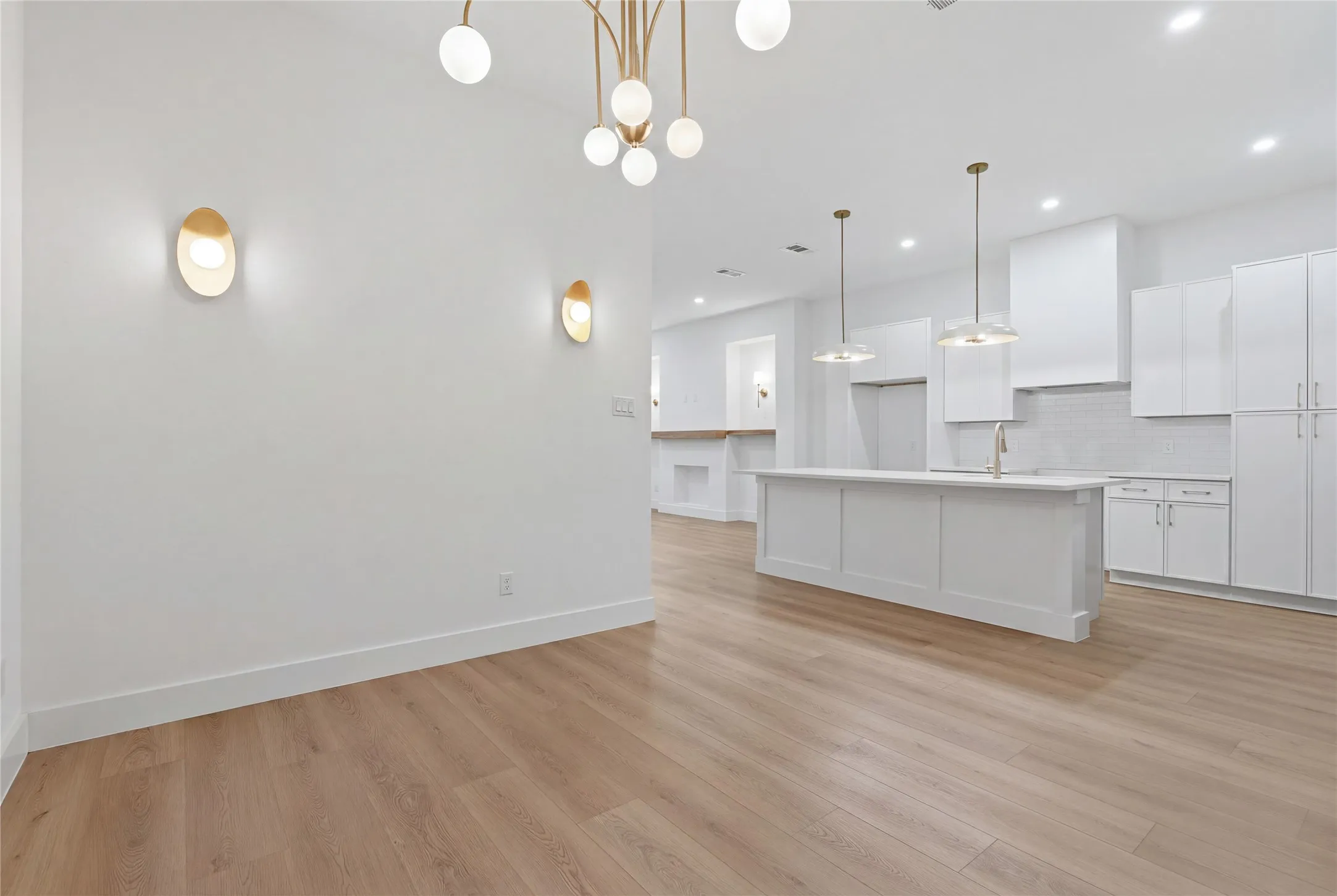 Single Family Residence For Sale in Dallas County , 2906 Swanson Street, Dallas, Texas 75210, 3 Bedroom, 3 Bathroom, Garage spaces, 1,600 Sqft, built in 2026, mls#21361752, Real Estate Agent in Dallas, Homes For Sale in Dallas county, Homes For Sale in Dallas, Realtor in Dallas Texas, Real Estate Brokerage Independent Realty Texas, Luminita Cordes Realtor