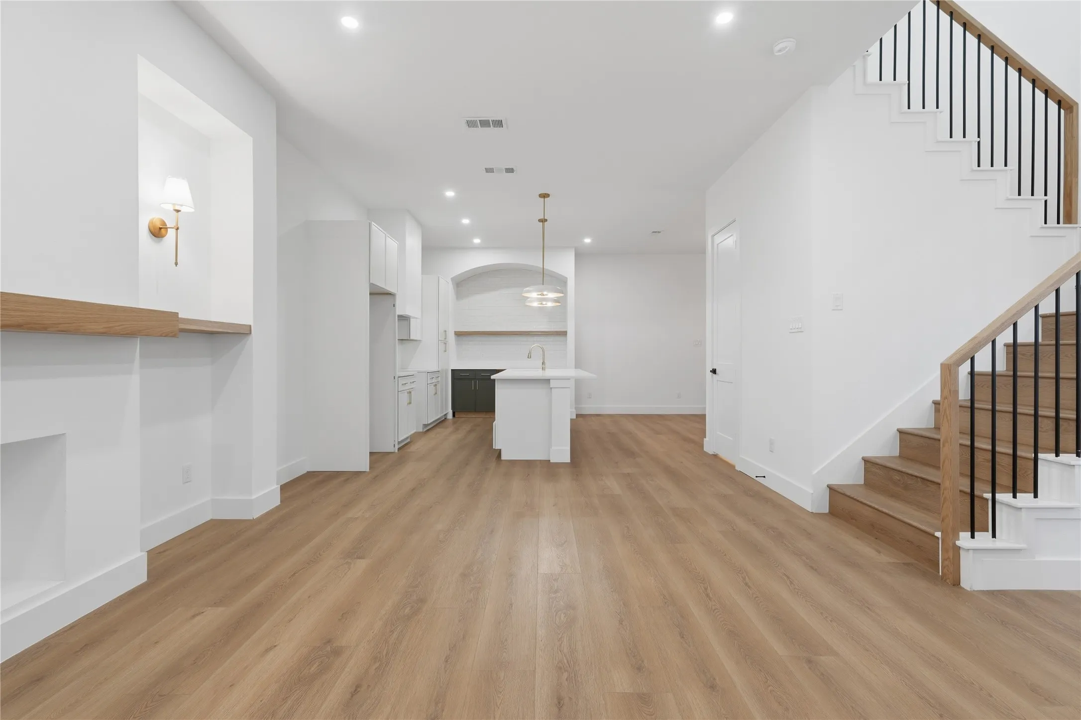 Single Family Residence For Sale in Dallas County , 2906 Swanson Street, Dallas, Texas 75210, 3 Bedroom, 3 Bathroom, Garage spaces, 1,600 Sqft, built in 2026, mls#21361752, Real Estate Agent in Dallas, Homes For Sale in Dallas county, Homes For Sale in Dallas, Realtor in Dallas Texas, Real Estate Brokerage Independent Realty Texas, Luminita Cordes Realtor