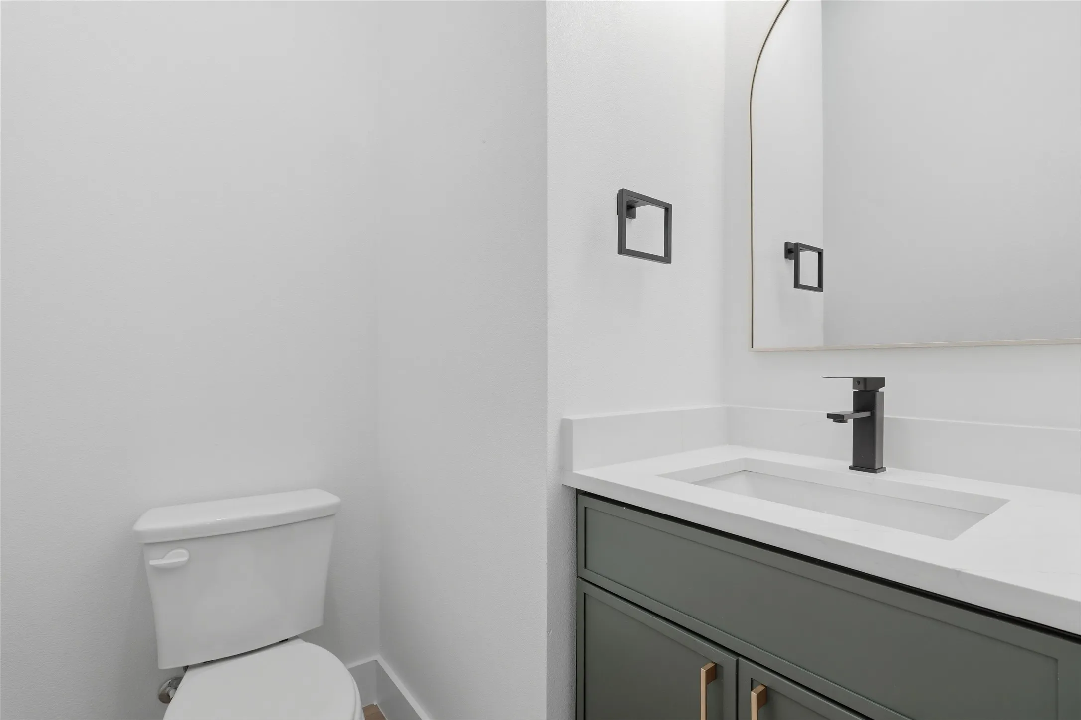 Single Family Residence For Sale in Dallas County , 2906 Swanson Street, Dallas, Texas 75210, 3 Bedroom, 3 Bathroom, Garage spaces, 1,600 Sqft, built in 2026, mls#21361752, Real Estate Agent in Dallas, Homes For Sale in Dallas county, Homes For Sale in Dallas, Realtor in Dallas Texas, Real Estate Brokerage Independent Realty Texas, Luminita Cordes Realtor
