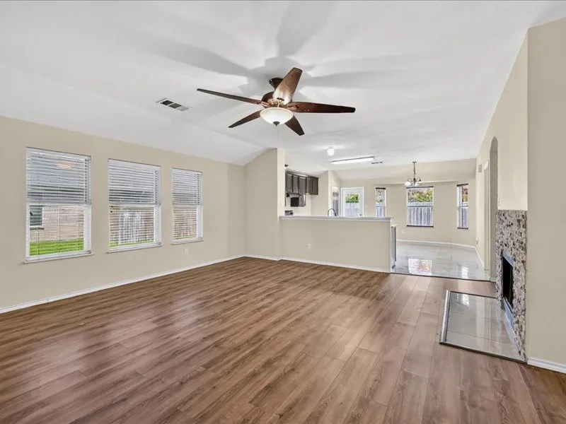 Single Family Residence For Rent in Denton County , 2313 Belmont Park Drive, Denton, Texas 76210, 3 Bedroom, 2 Bathroom, 2 Garage spaces, 1,638 Sqft, built in 2003, Price $2,350, mls#21363156, Real Estate Agent in Denton, Homes For Rent in Denton county, Homes For Rent in Denton, Realtor in Denton Texas, Real Estate Brokerage Independent Realty Texas, Luminita Cordes Realtor