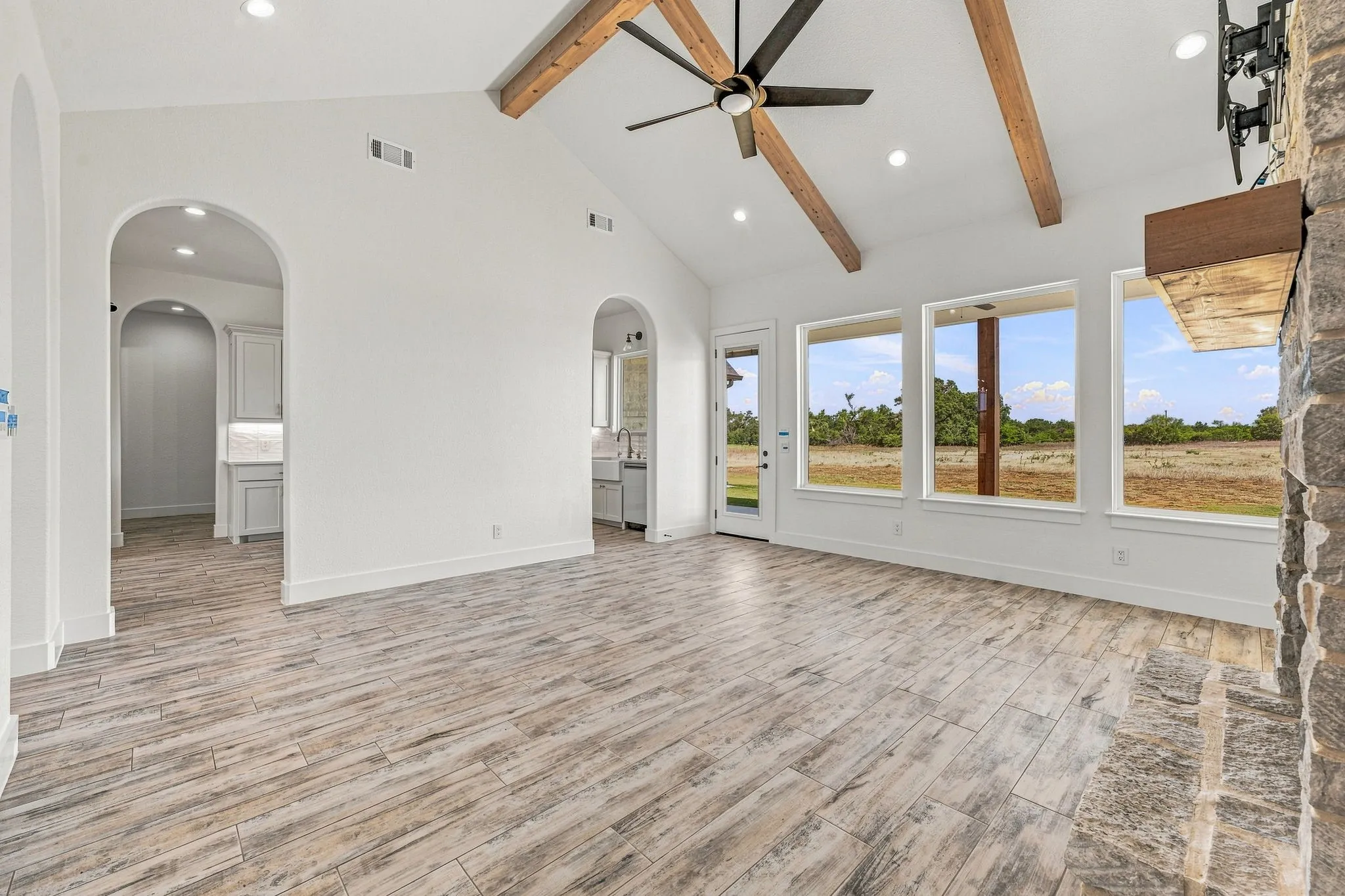 Single Family Residence For Sale in Parker County , 8140 Lavender Road, Springtown, Texas 76082, 3 Bedroom, 3 Bathroom, 2 Garage spaces, 2,838 Sqft, built in 2023, mls#21363244, Real Estate Agent in Springtown, Homes For Sale in Parker county, Homes For Sale in Springtown, Realtor in Springtown Texas, Real Estate Brokerage Independent Realty Texas, Luminita Cordes Realtor
