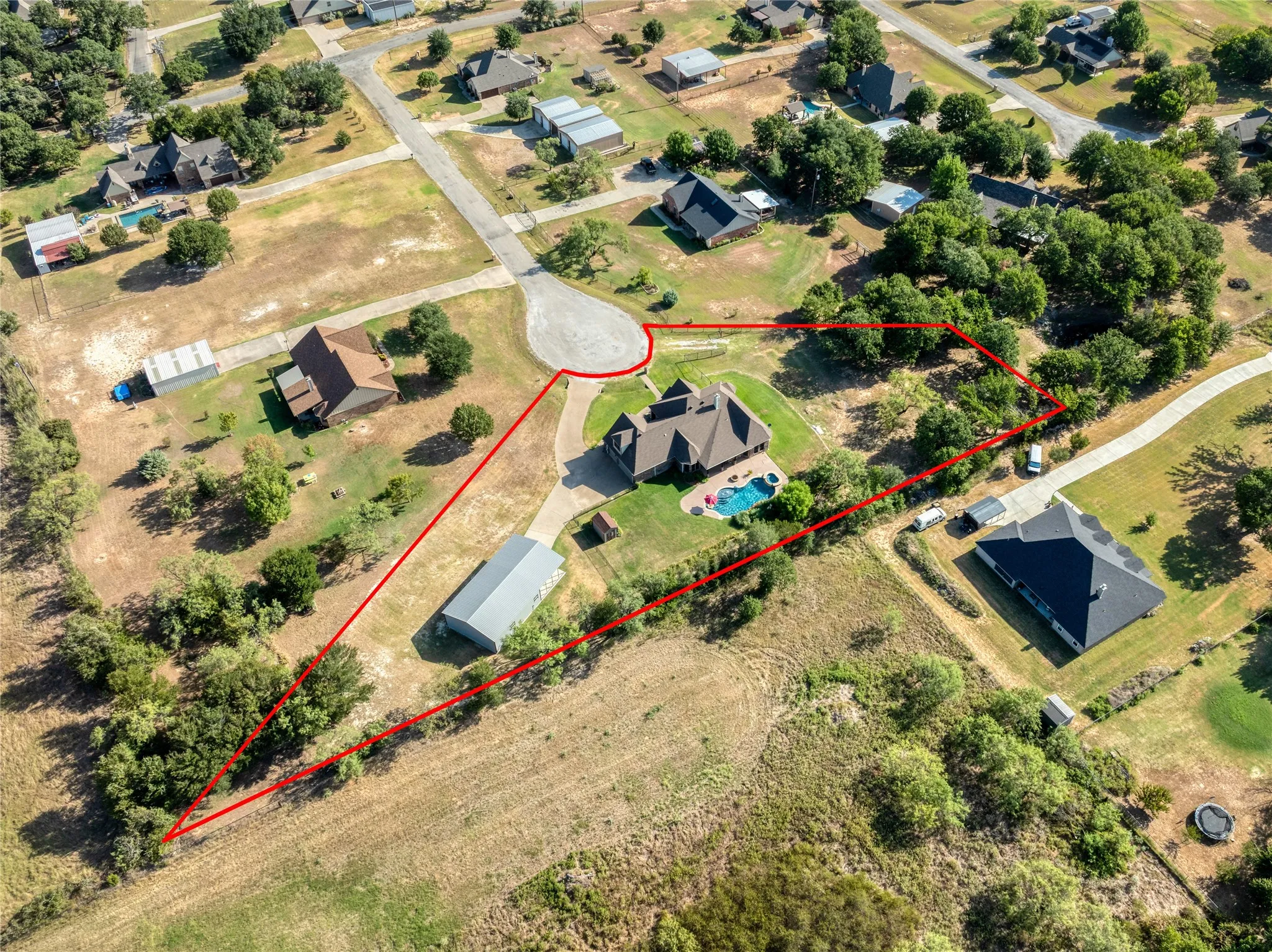 Single Family Residence For Sale in Parker County , 124 Carnes Court, Springtown, Texas 76082, 4 Bedroom, 3 Bathroom, 3 Garage spaces, 2,813 Sqft, built in 2011, mls#21360449, Real Estate Agent in Springtown, Homes For Sale in Parker county, Homes For Sale in Springtown, Realtor in Springtown Texas, Real Estate Brokerage Independent Realty Texas, Luminita Cordes Realtor