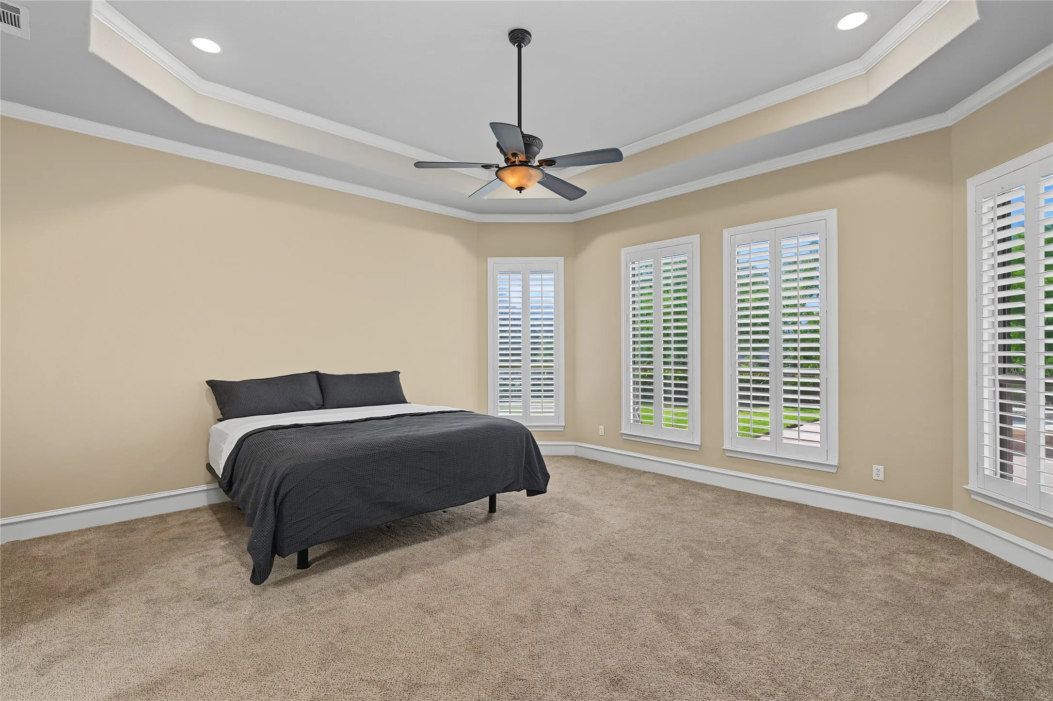 Single Family Residence For Sale in Parker County , 124 Carnes Court, Springtown, Texas 76082, 4 Bedroom, 3 Bathroom, 3 Garage spaces, 2,813 Sqft, built in 2011, mls#21360449, Real Estate Agent in Springtown, Homes For Sale in Parker county, Homes For Sale in Springtown, Realtor in Springtown Texas, Real Estate Brokerage Independent Realty Texas, Luminita Cordes Realtor