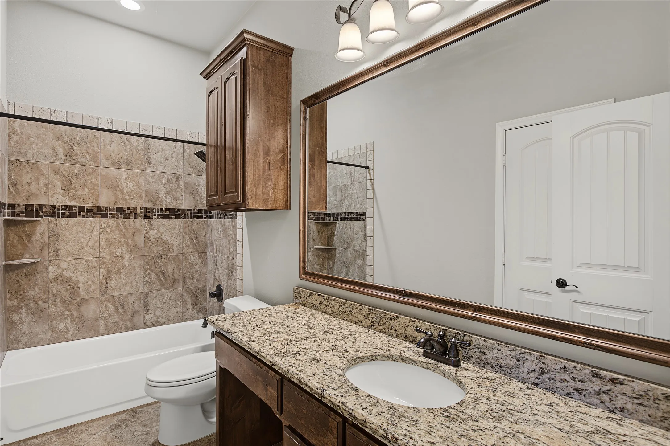 Guest Bath Down