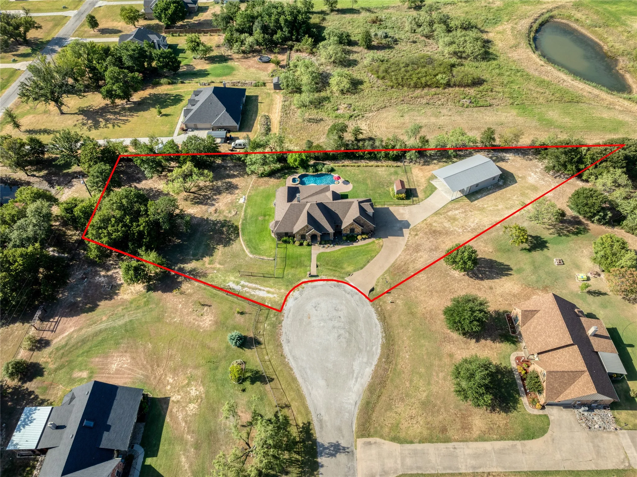 Single Family Residence For Sale in Parker County , 124 Carnes Court, Springtown, Texas 76082, 4 Bedroom, 3 Bathroom, 3 Garage spaces, 2,813 Sqft, built in 2011, mls#21360449, Real Estate Agent in Springtown, Homes For Sale in Parker county, Homes For Sale in Springtown, Realtor in Springtown Texas, Real Estate Brokerage Independent Realty Texas, Luminita Cordes Realtor