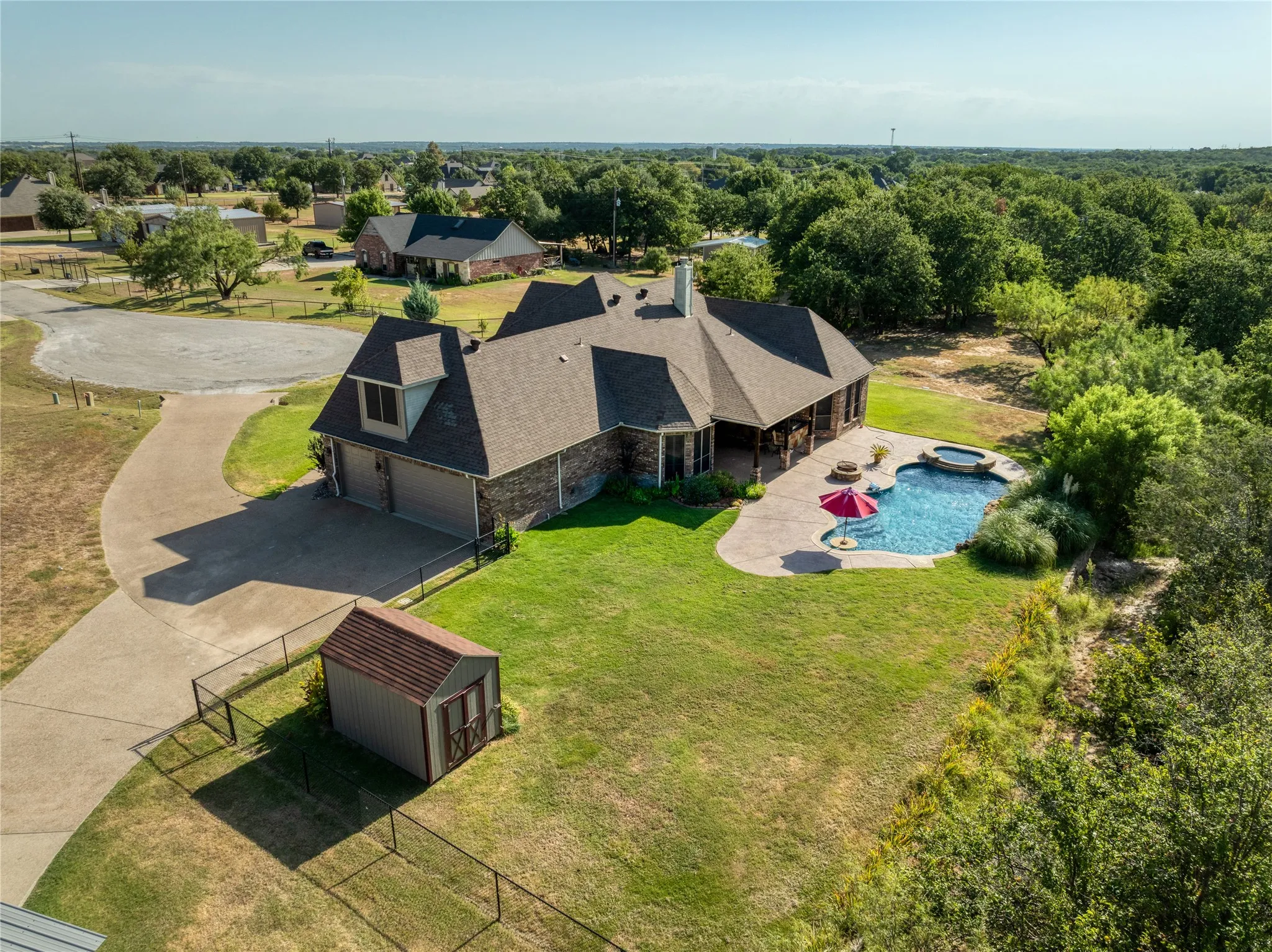 Single Family Residence For Sale in Parker County , 124 Carnes Court, Springtown, Texas 76082, 4 Bedroom, 3 Bathroom, 3 Garage spaces, 2,813 Sqft, built in 2011, mls#21360449, Real Estate Agent in Springtown, Homes For Sale in Parker county, Homes For Sale in Springtown, Realtor in Springtown Texas, Real Estate Brokerage Independent Realty Texas, Luminita Cordes Realtor