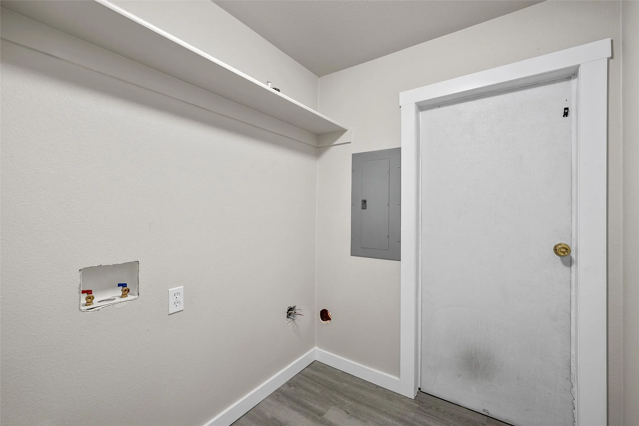 This picture has been virtually staged. Recessed ceiling light with fan