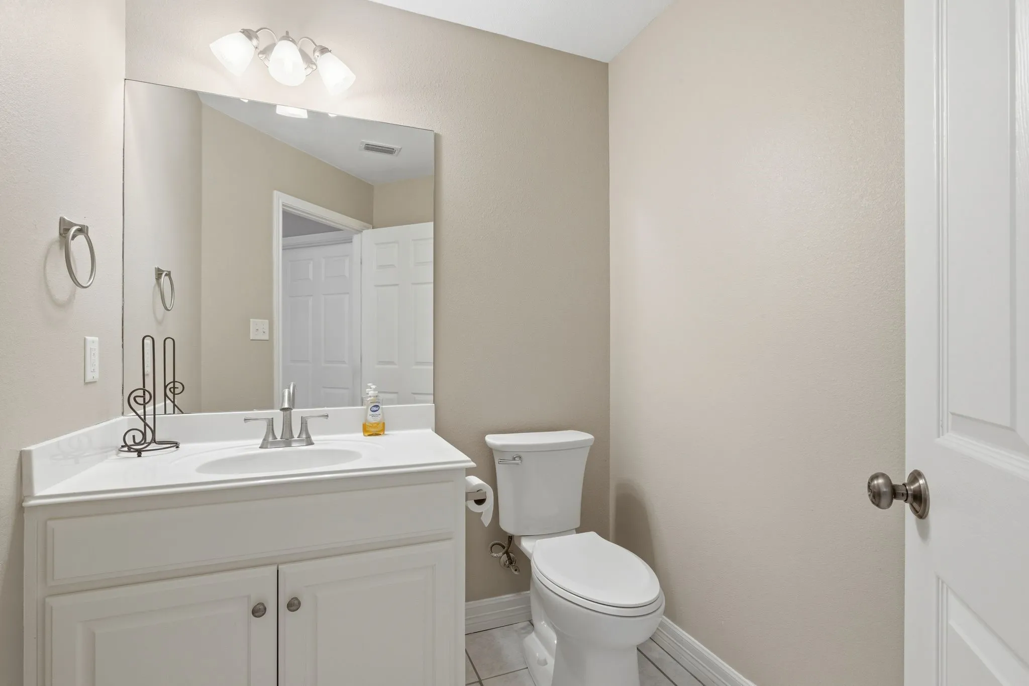 Single Family Residence For Sale in Wood County , 249 Private Road 5940, Emory, Texas 75440, 3 Bedroom, 3 Bathroom, 2 Garage spaces, 2,618 Sqft, built in 2000, mls#21363250, Real Estate Agent in Emory, Homes For Sale in Wood county, Homes For Sale in Emory, Realtor in Emory Texas, Real Estate Brokerage Independent Realty Texas, Luminita Cordes Realtor