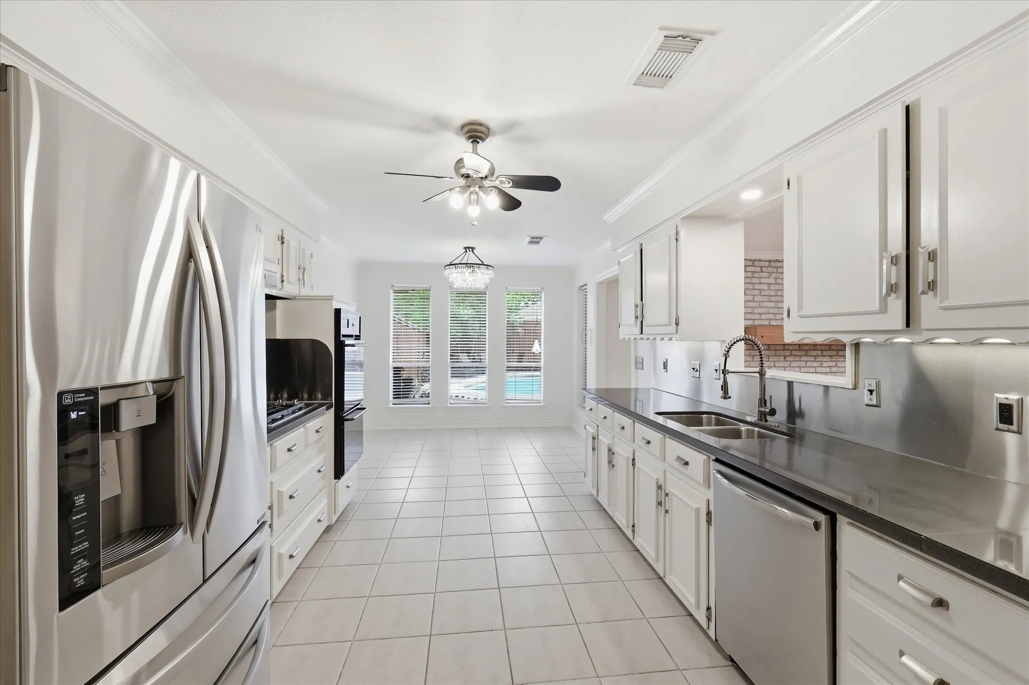 Single Family Residence For Sale in Collin County , 2512 Timbercreek Drive, Plano, Texas 75075, 4 Bedroom, 3 Bathroom, 2 Garage spaces, 2,588 Sqft, built in 1973, mls#21363232, Real Estate Agent in Plano, Homes For Sale in Collin county, Homes For Sale in Plano, Realtor in Plano Texas, Real Estate Brokerage Independent Realty Texas, Luminita Cordes Realtor