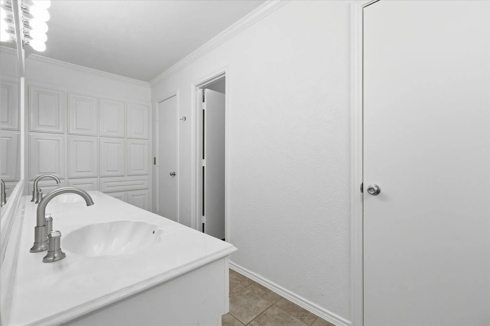 Single Family Residence For Sale in Collin County , 2512 Timbercreek Drive, Plano, Texas 75075, 4 Bedroom, 3 Bathroom, 2 Garage spaces, 2,588 Sqft, built in 1973, mls#21363232, Real Estate Agent in Plano, Homes For Sale in Collin county, Homes For Sale in Plano, Realtor in Plano Texas, Real Estate Brokerage Independent Realty Texas, Luminita Cordes Realtor