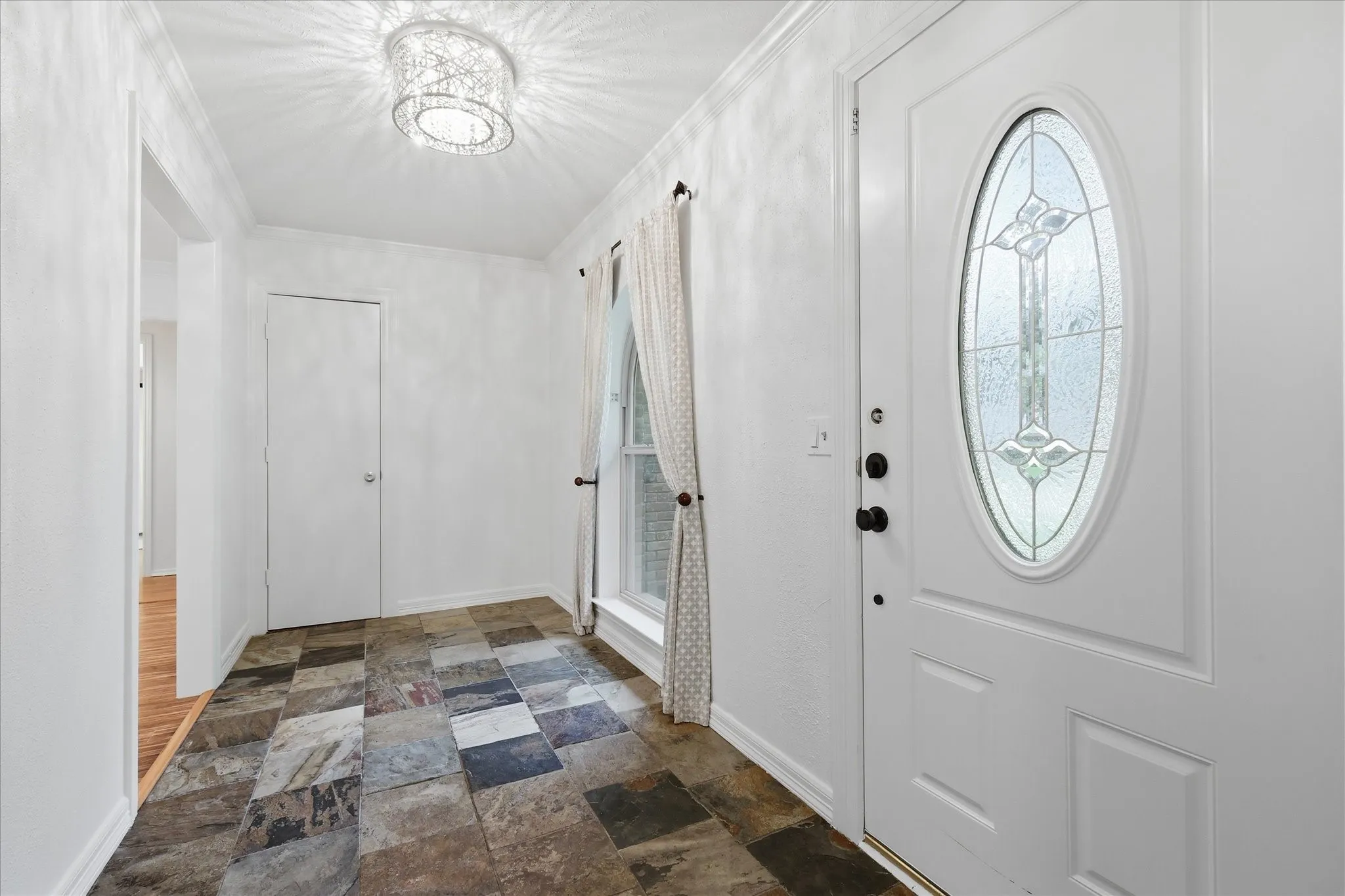 Single Family Residence For Sale in Collin County , 2512 Timbercreek Drive, Plano, Texas 75075, 4 Bedroom, 3 Bathroom, 2 Garage spaces, 2,588 Sqft, built in 1973, mls#21363232, Real Estate Agent in Plano, Homes For Sale in Collin county, Homes For Sale in Plano, Realtor in Plano Texas, Real Estate Brokerage Independent Realty Texas, Luminita Cordes Realtor