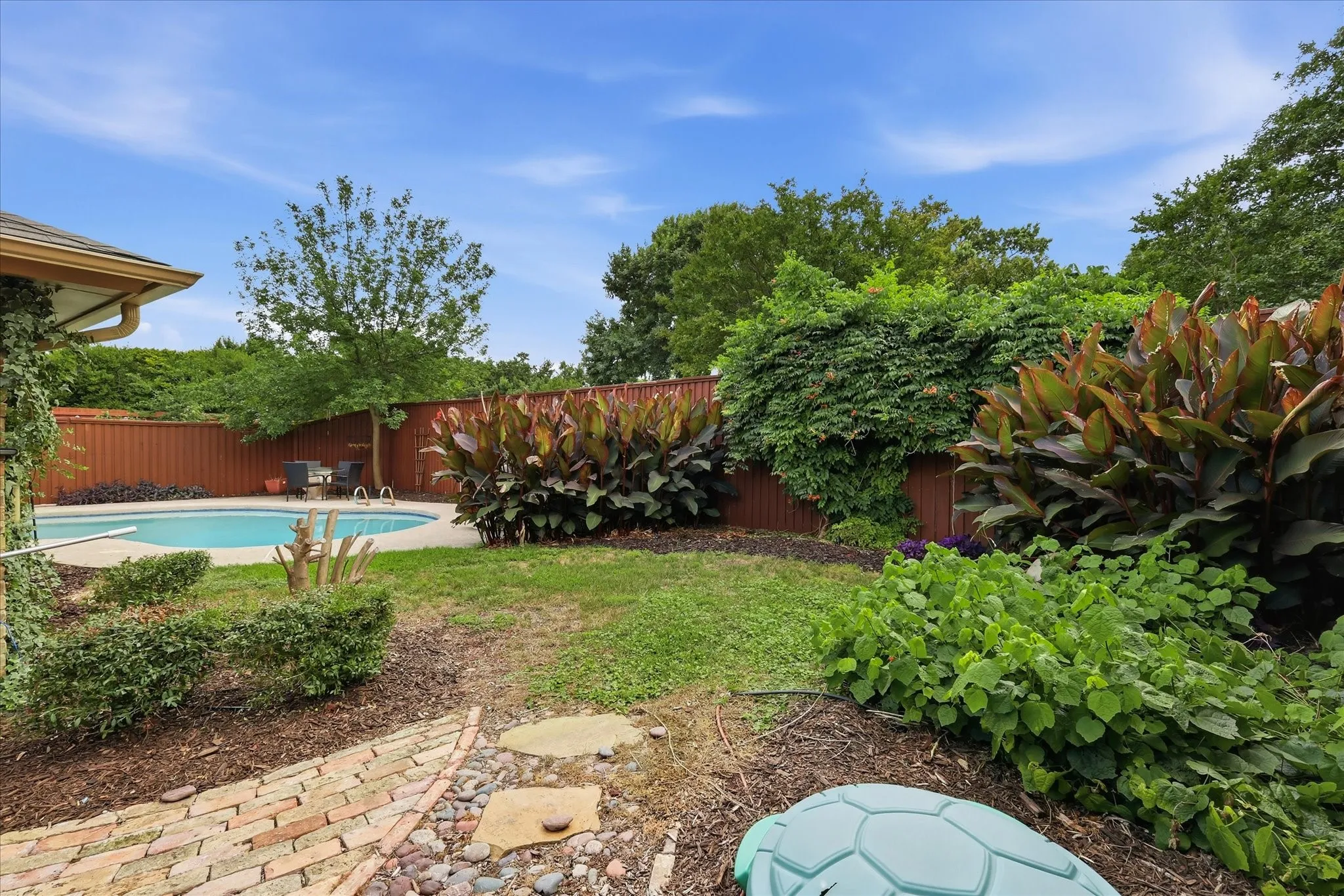 Single Family Residence For Sale in Collin County , 2512 Timbercreek Drive, Plano, Texas 75075, 4 Bedroom, 3 Bathroom, 2 Garage spaces, 2,588 Sqft, built in 1973, mls#21363232, Real Estate Agent in Plano, Homes For Sale in Collin county, Homes For Sale in Plano, Realtor in Plano Texas, Real Estate Brokerage Independent Realty Texas, Luminita Cordes Realtor